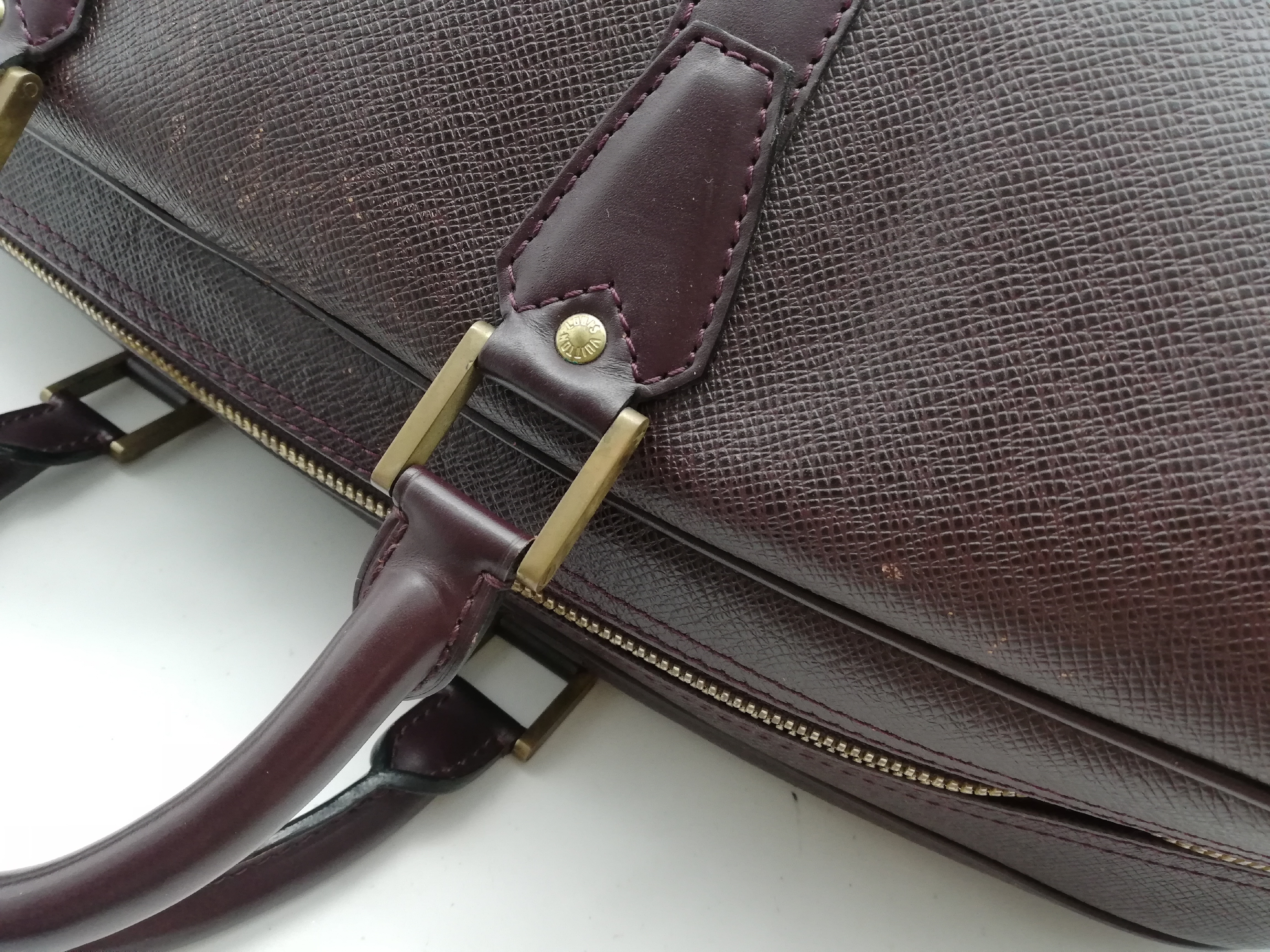 Taiga Kendall GM M30116 Shoulder Strap Boston Bag — view 12