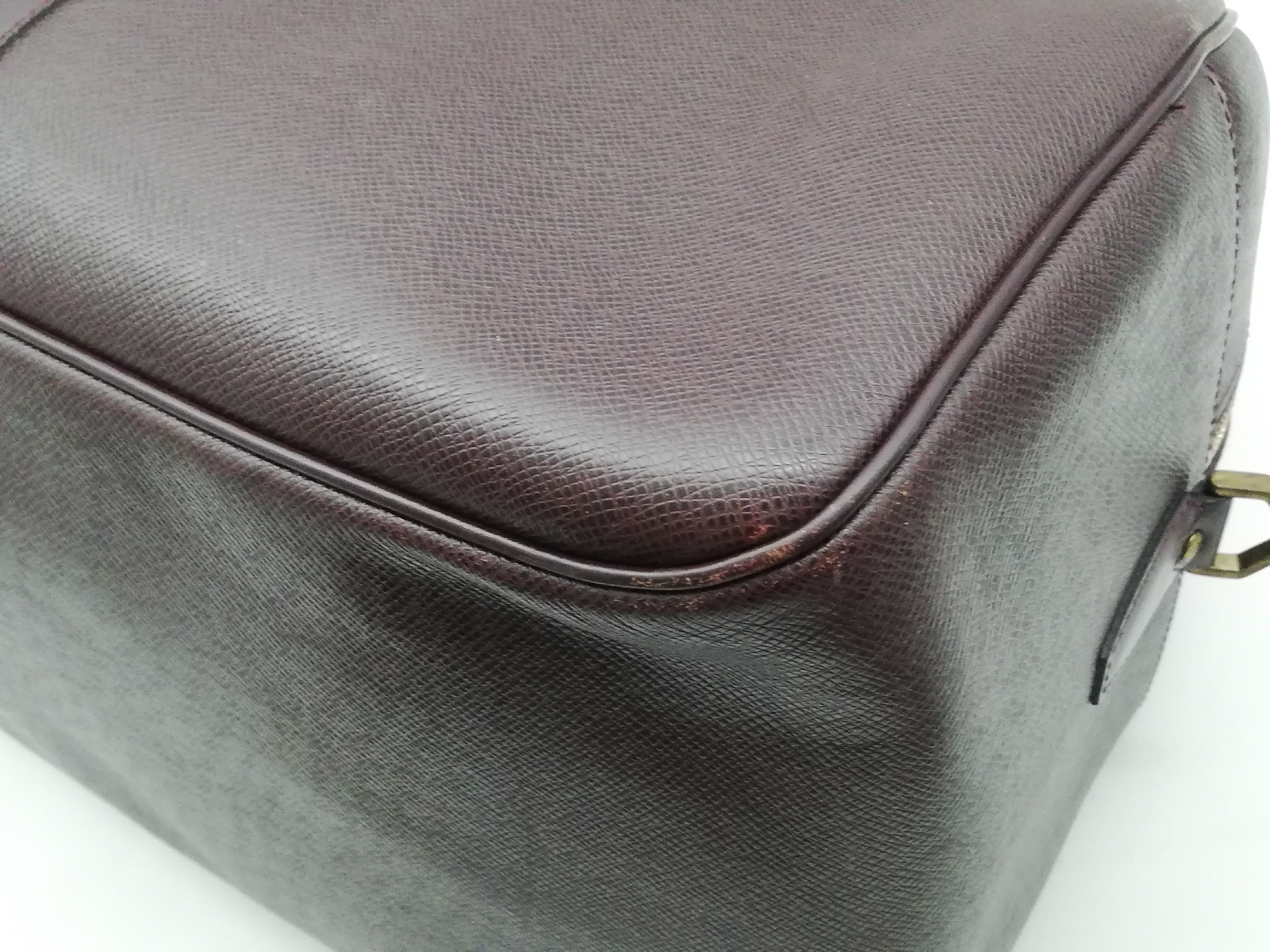 Taiga Kendall GM M30116 Shoulder Strap Boston Bag — view 13