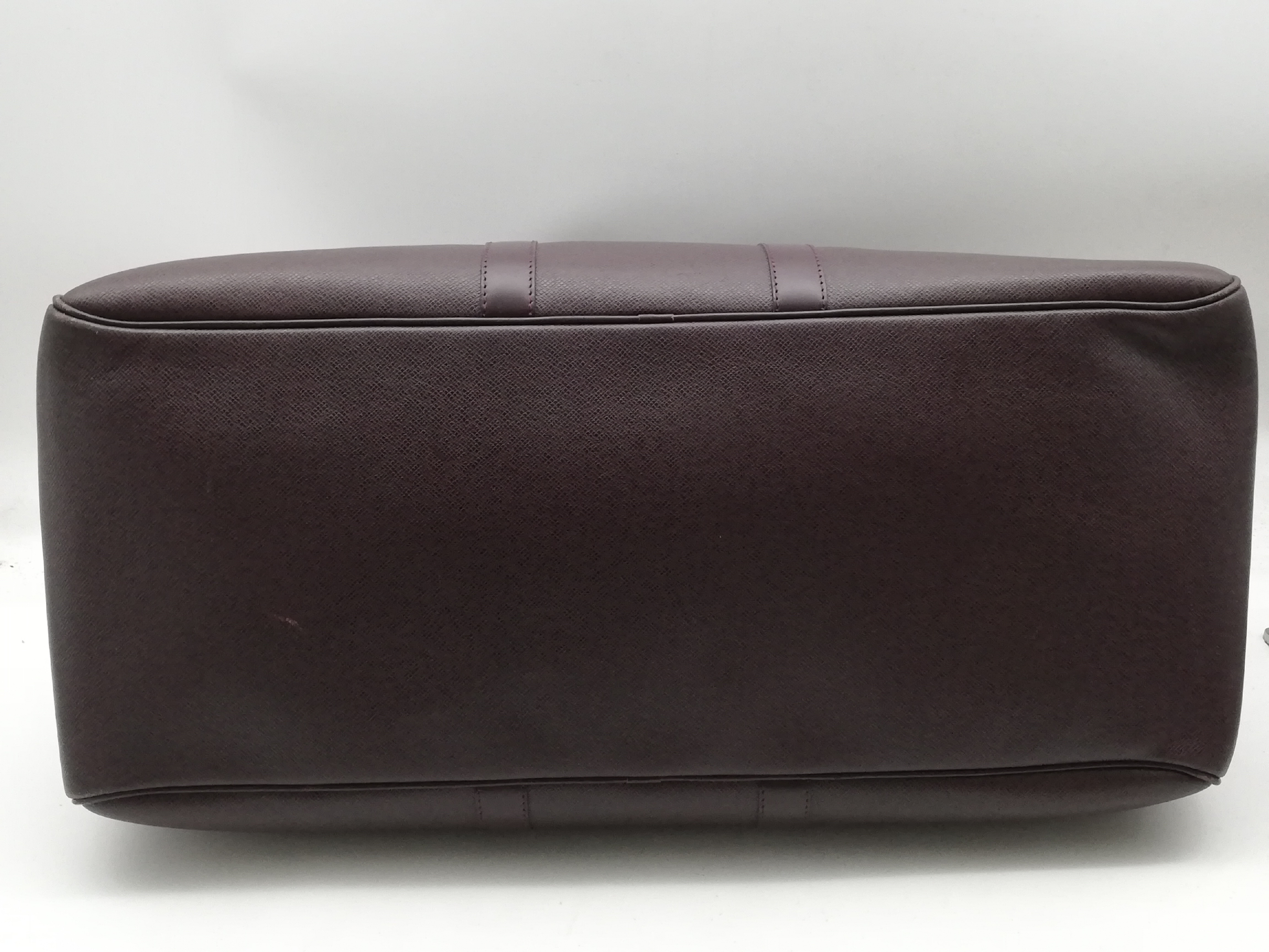 Taiga Kendall GM M30116 Shoulder Strap Boston Bag — view 5