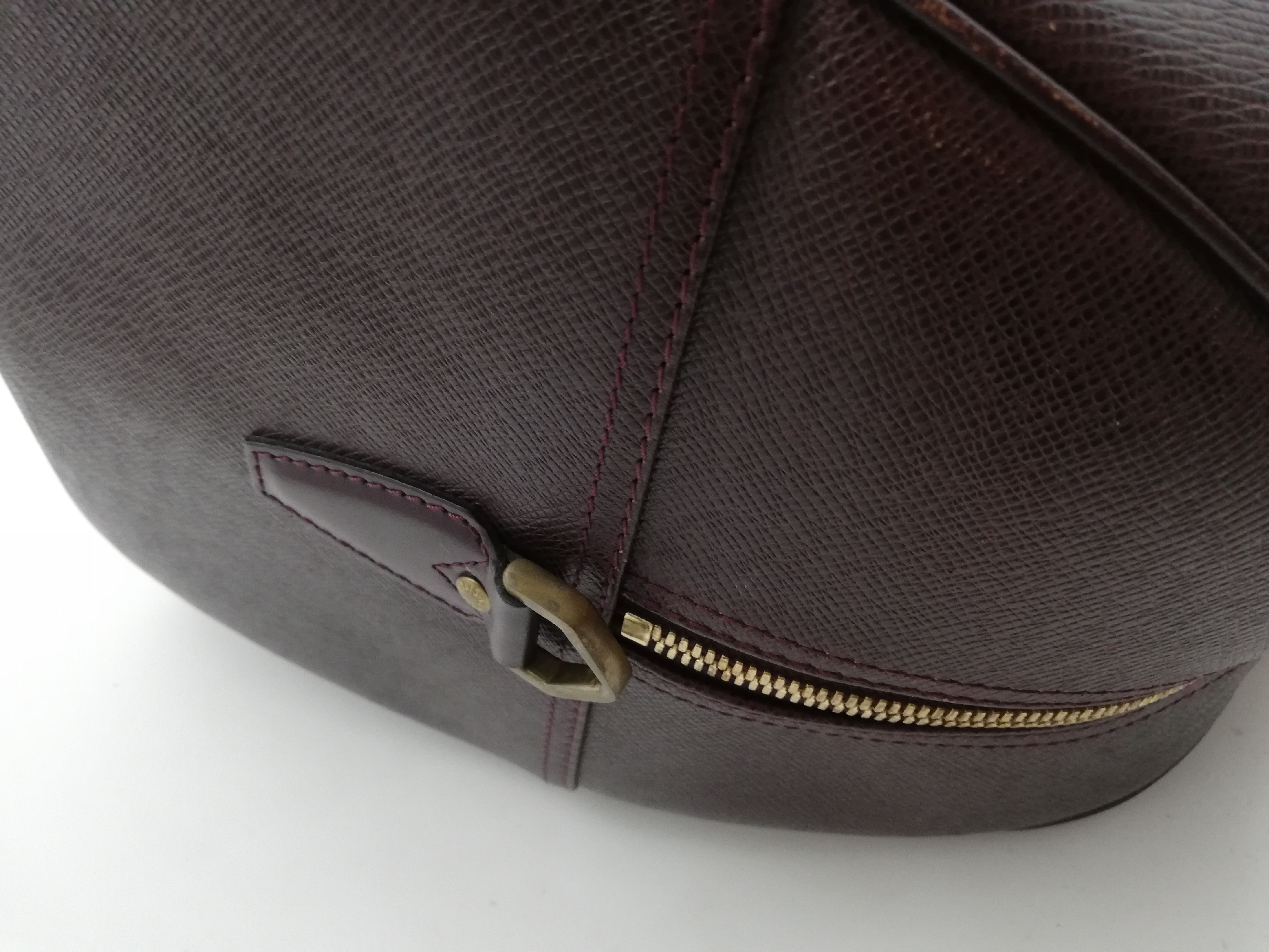 Taiga Kendall GM M30116 Shoulder Strap Boston Bag — view 9