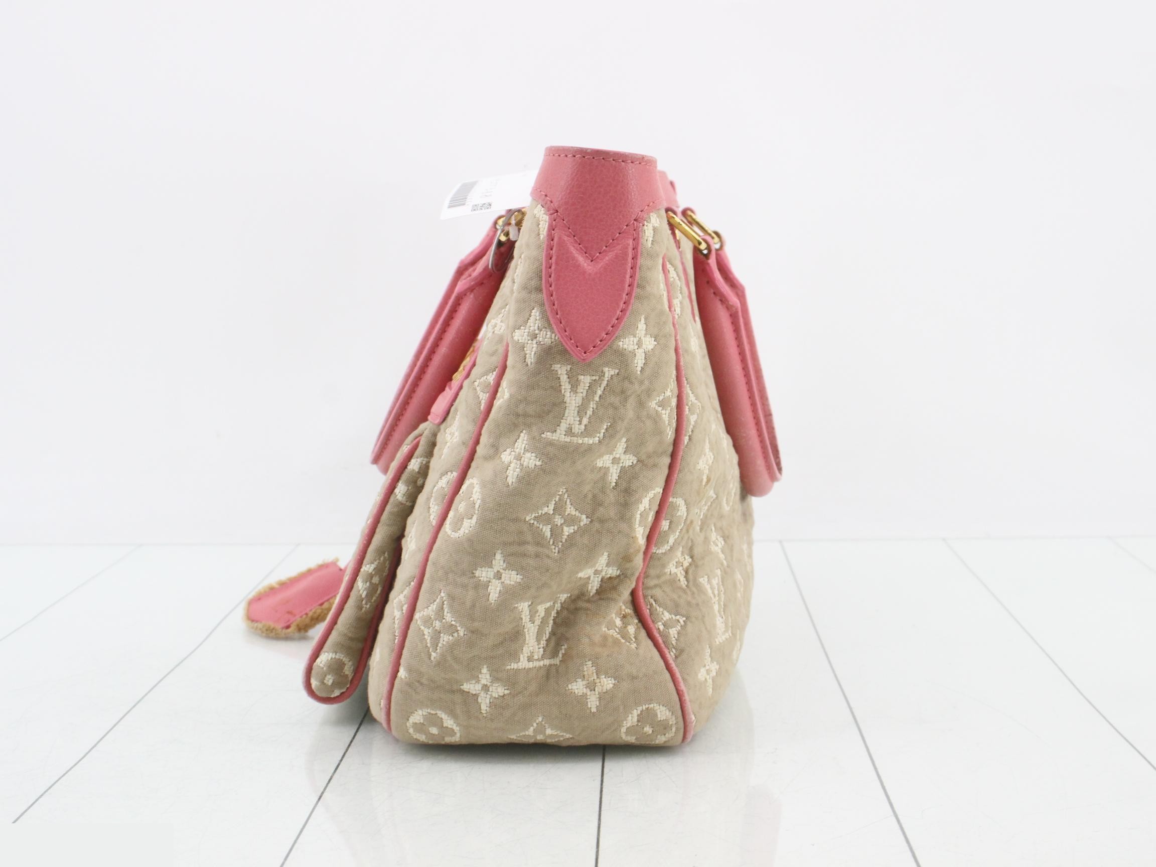 Sabia Cabas MM Handbag — view 3