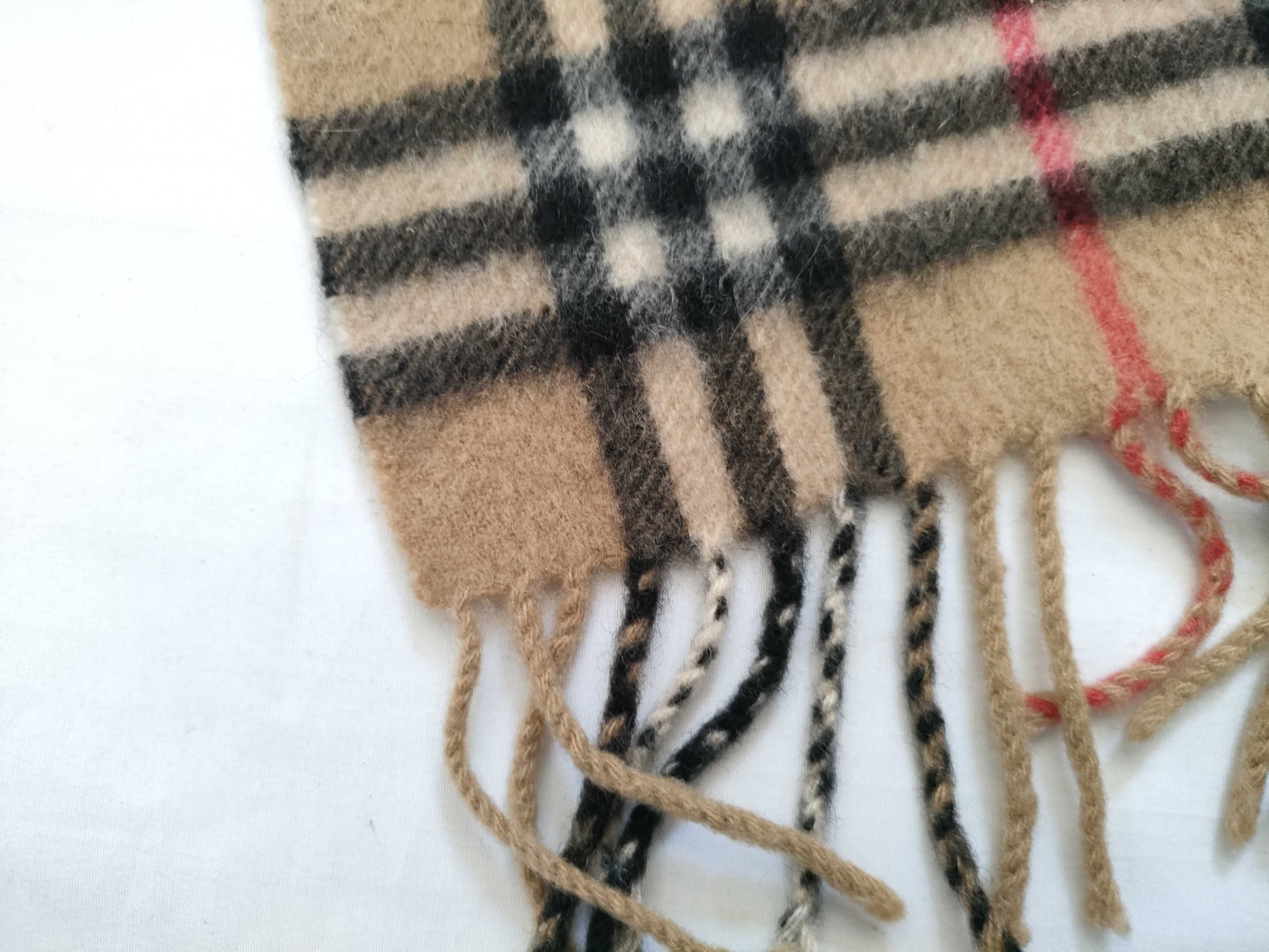 100% Cashmere Scarf, Nova Check Pattern, and other accessories. — view 3