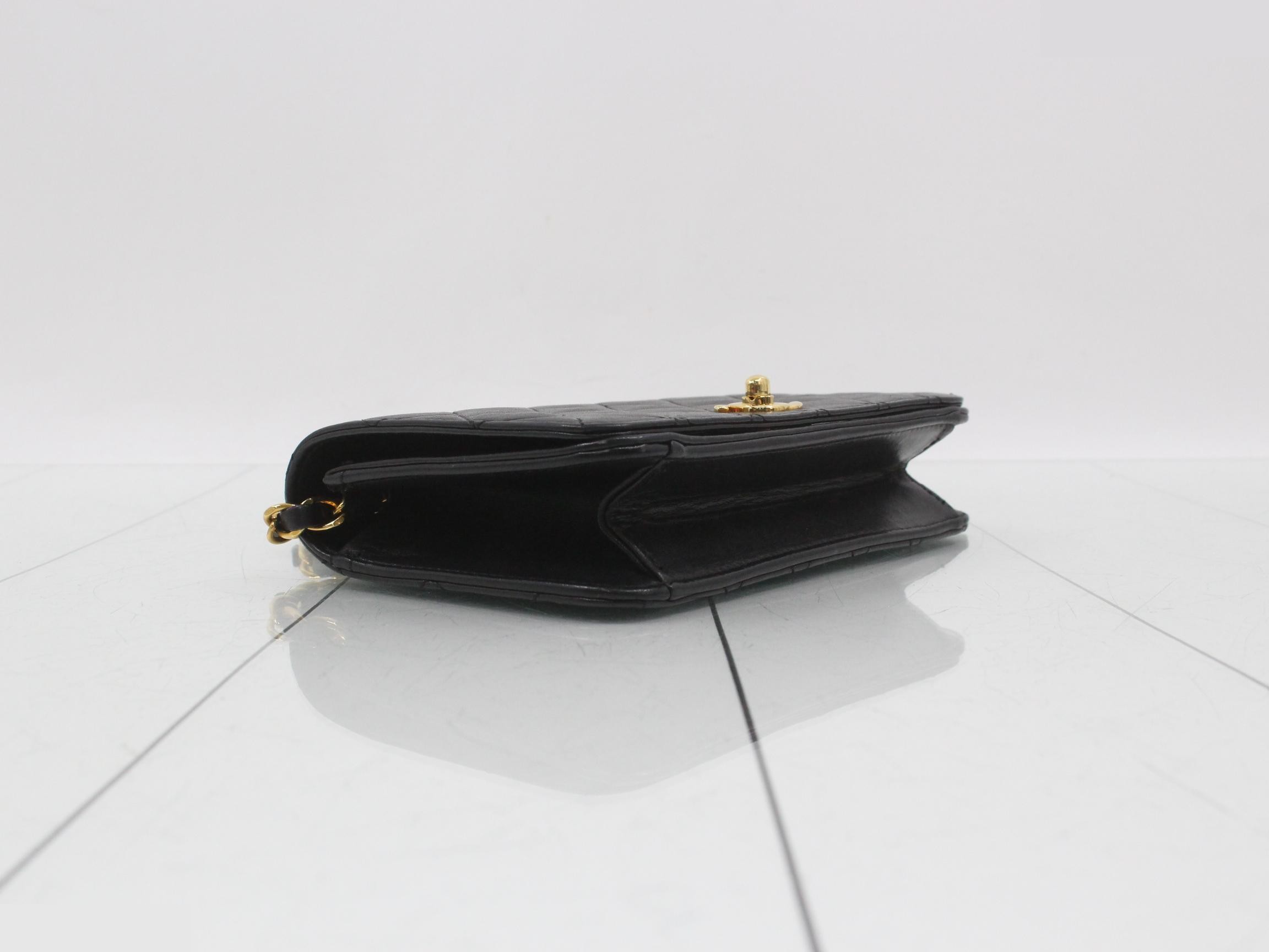 Mini Matelassé 19 Full Flap Chain Shoulder Bag (Series 10) — view 5
