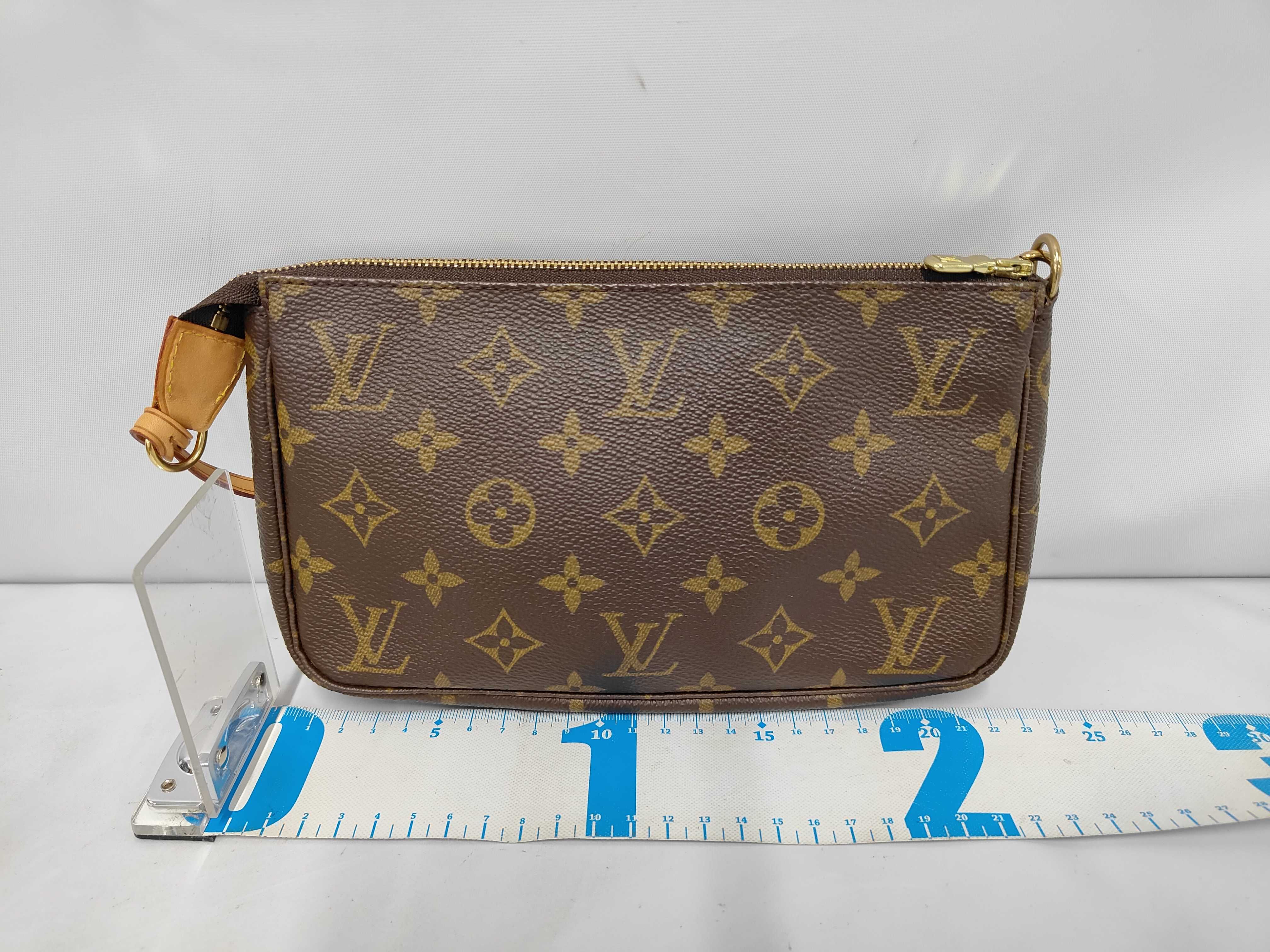 Monogram Pochette Accessoires SD0011 Bag — view 2