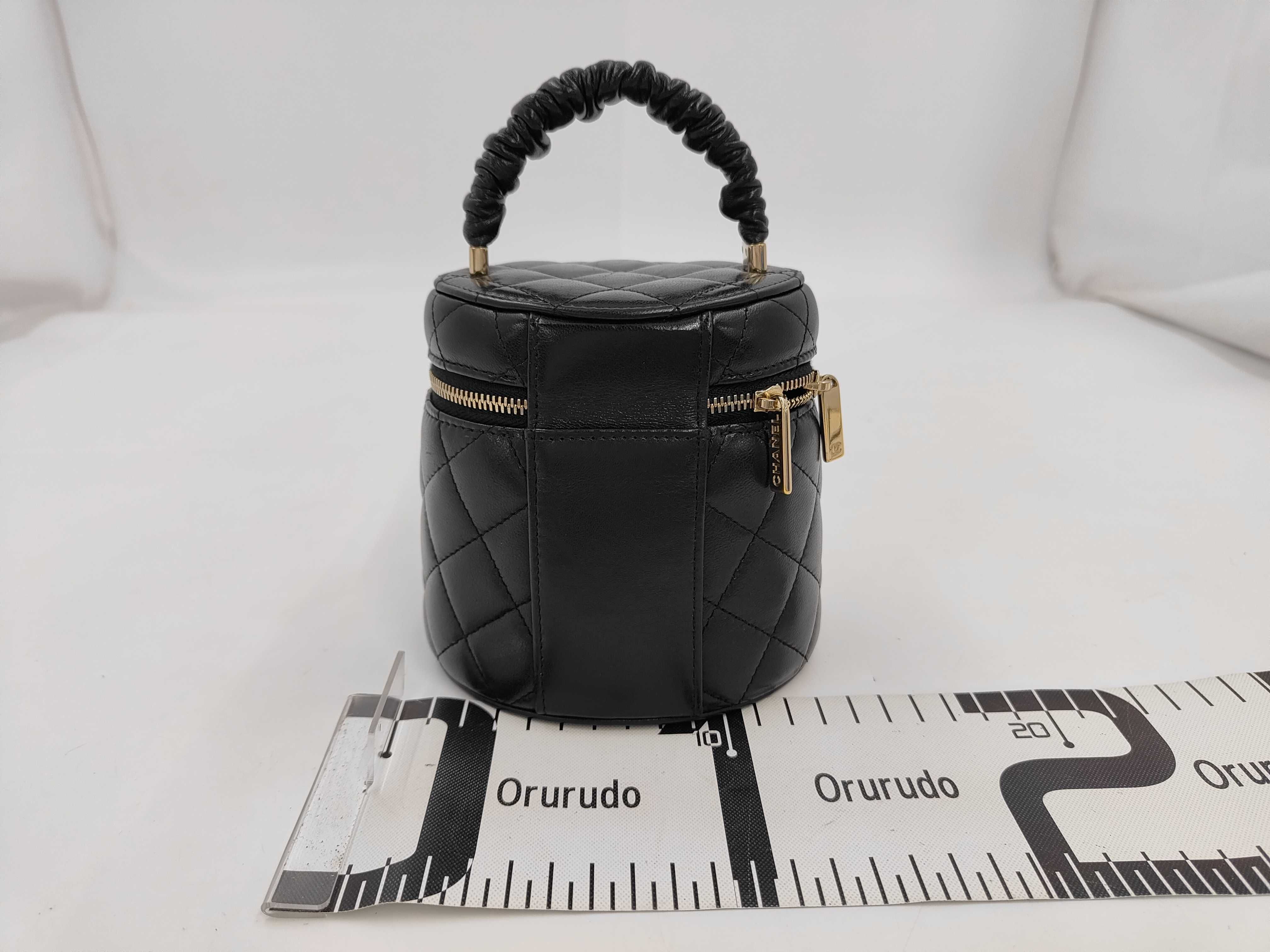 Matelassé handbag, black handbag — view 2