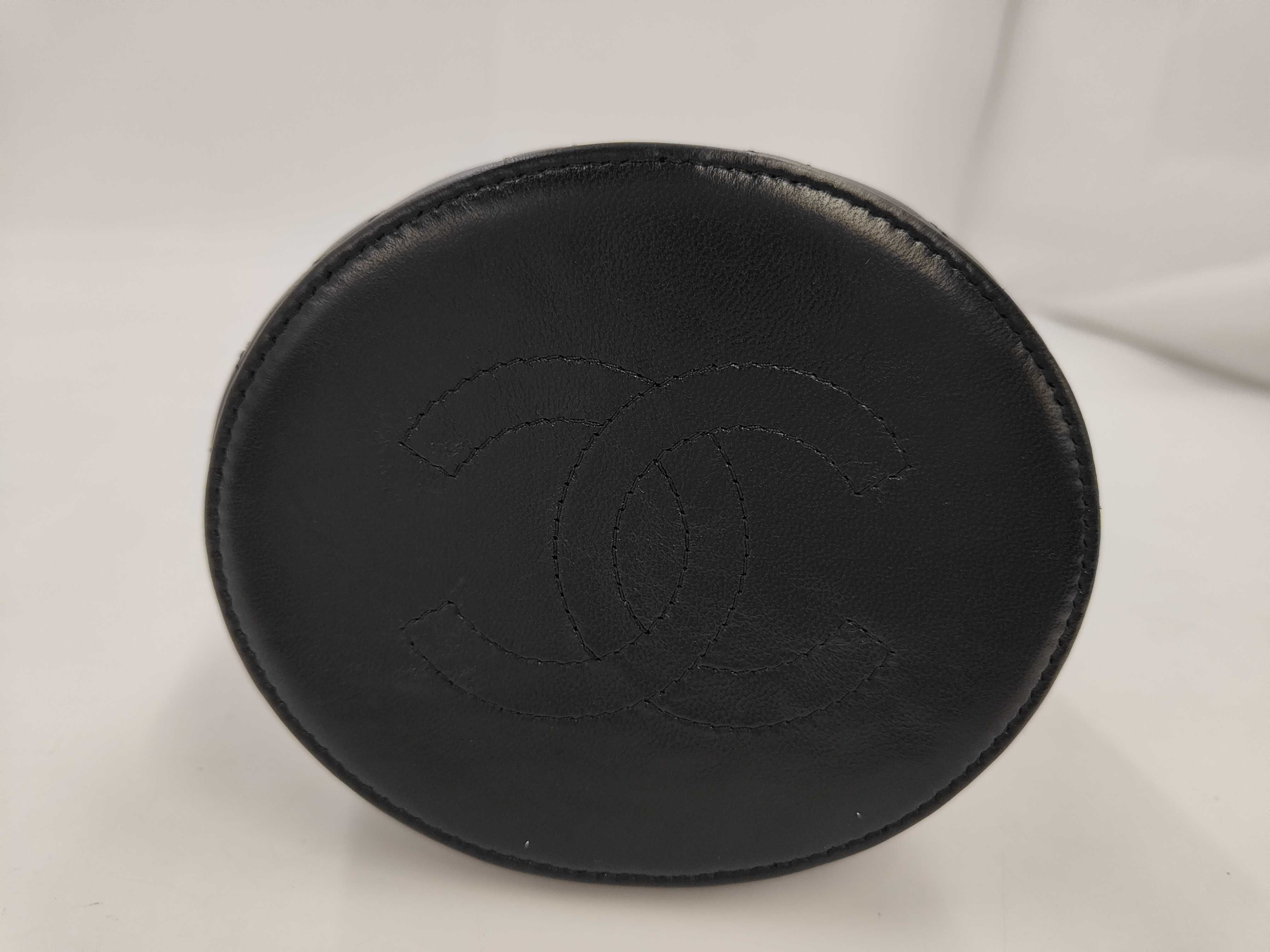 Matelassé handbag, black handbag — view 3