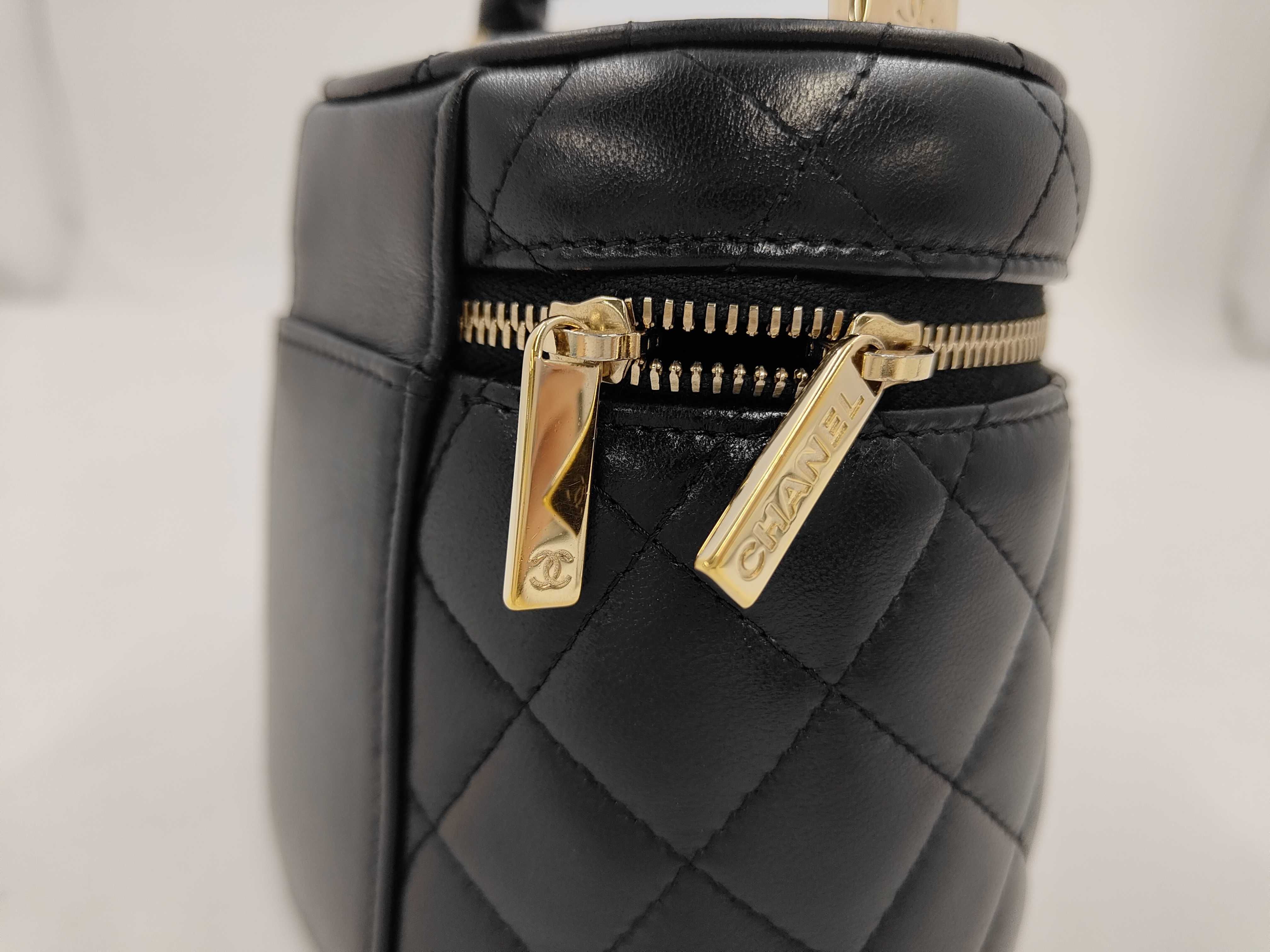 Matelassé handbag, black handbag — view 8