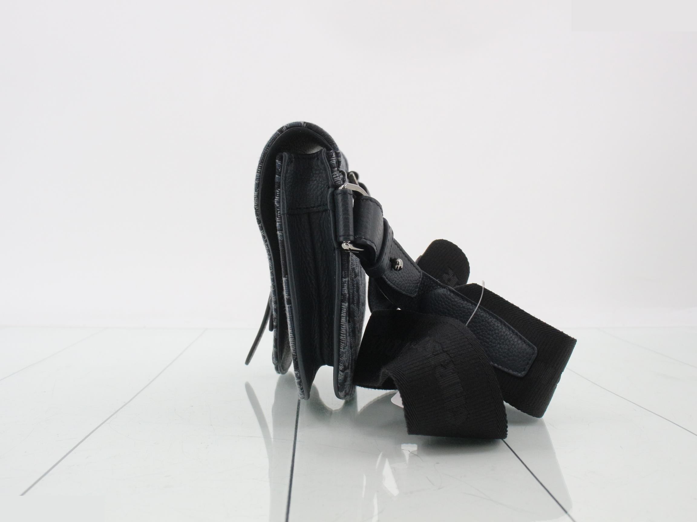 Trotter (bag) - Shoulder bag — view 3