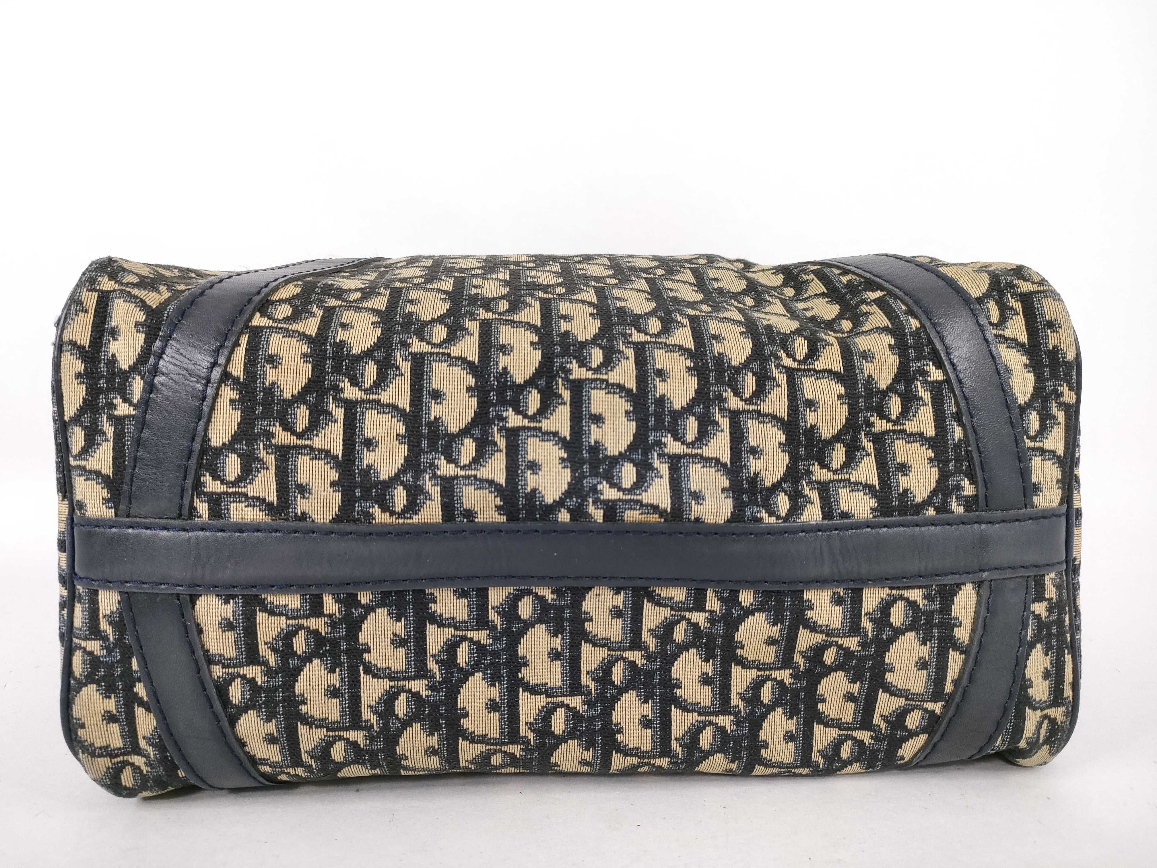Trotter Boston Bag Handbag — view 7