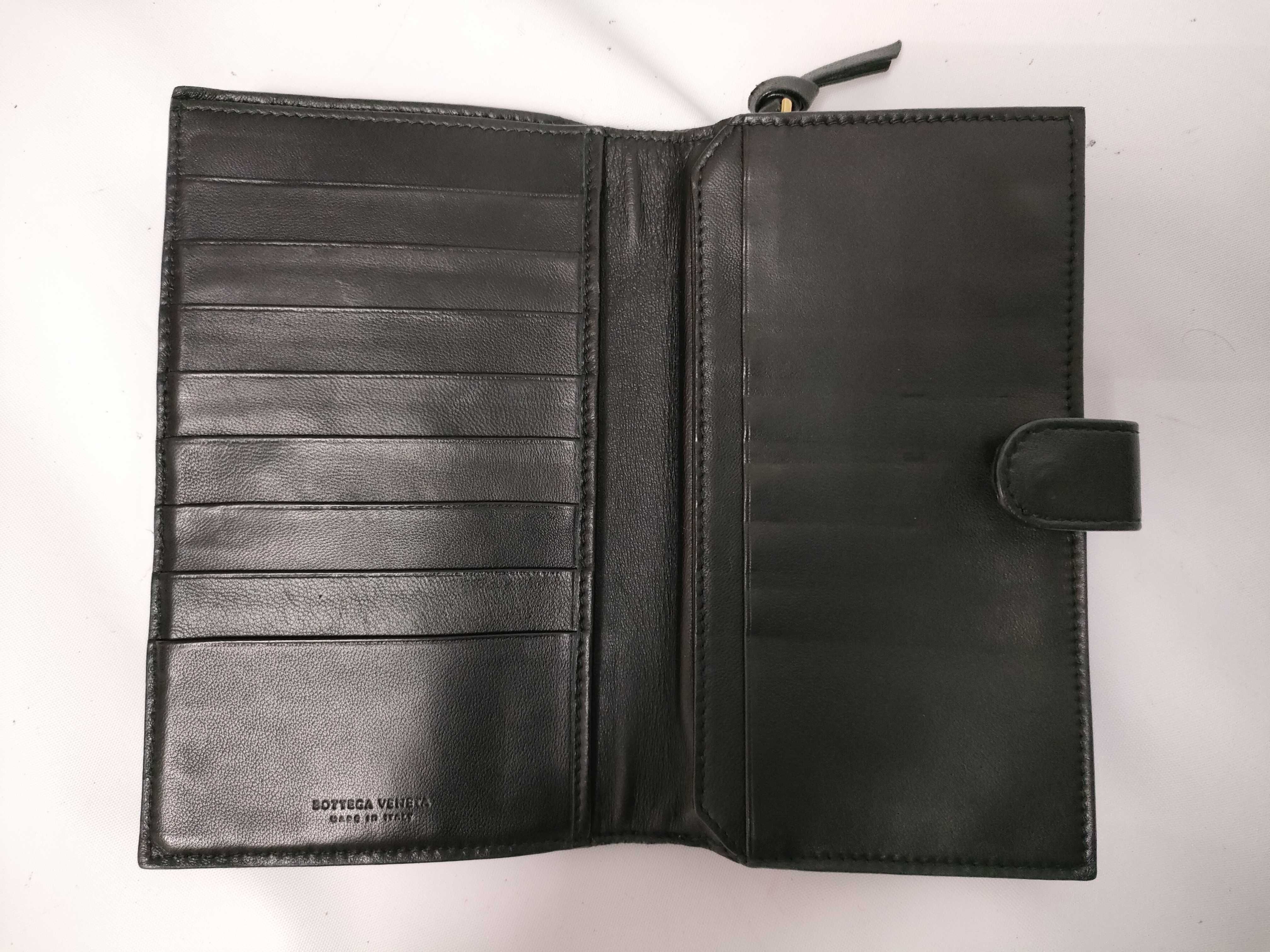 Intrecciato Long Flap Wallet Leather Black — view 4