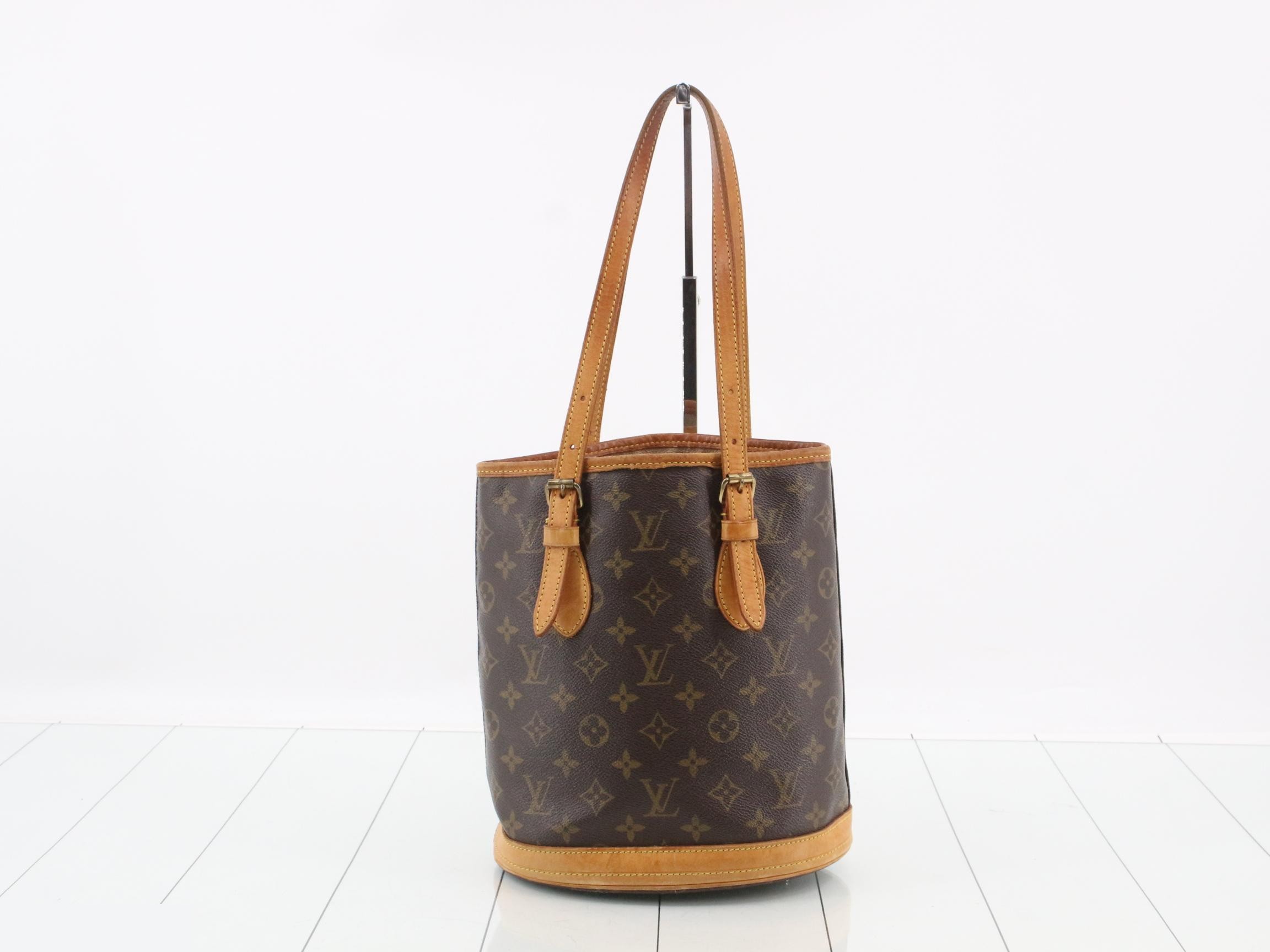 Monogram Bucket PM Tote Bag M42238 — view 2