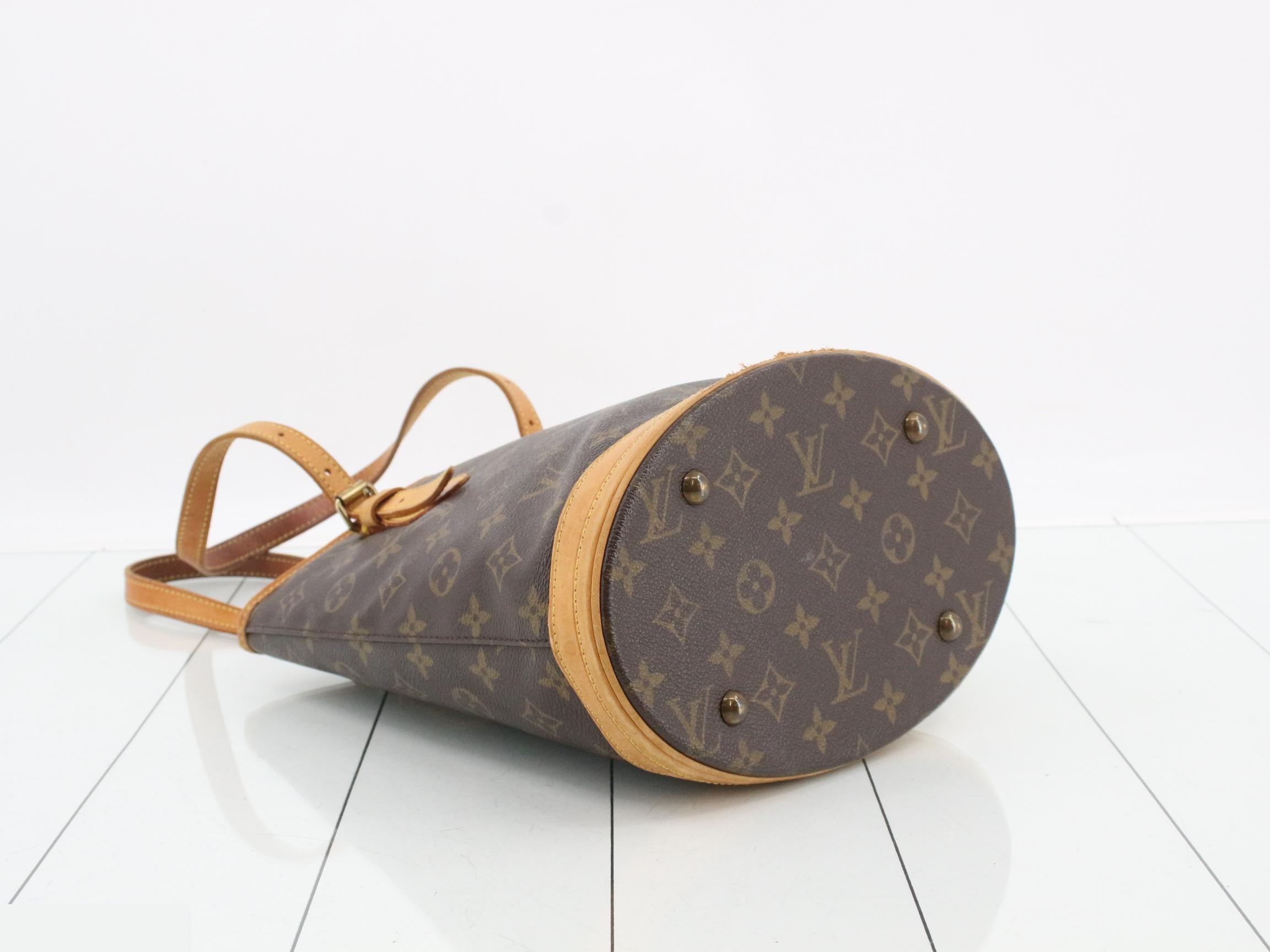 Monogram Bucket PM Tote Bag M42238 — view 5