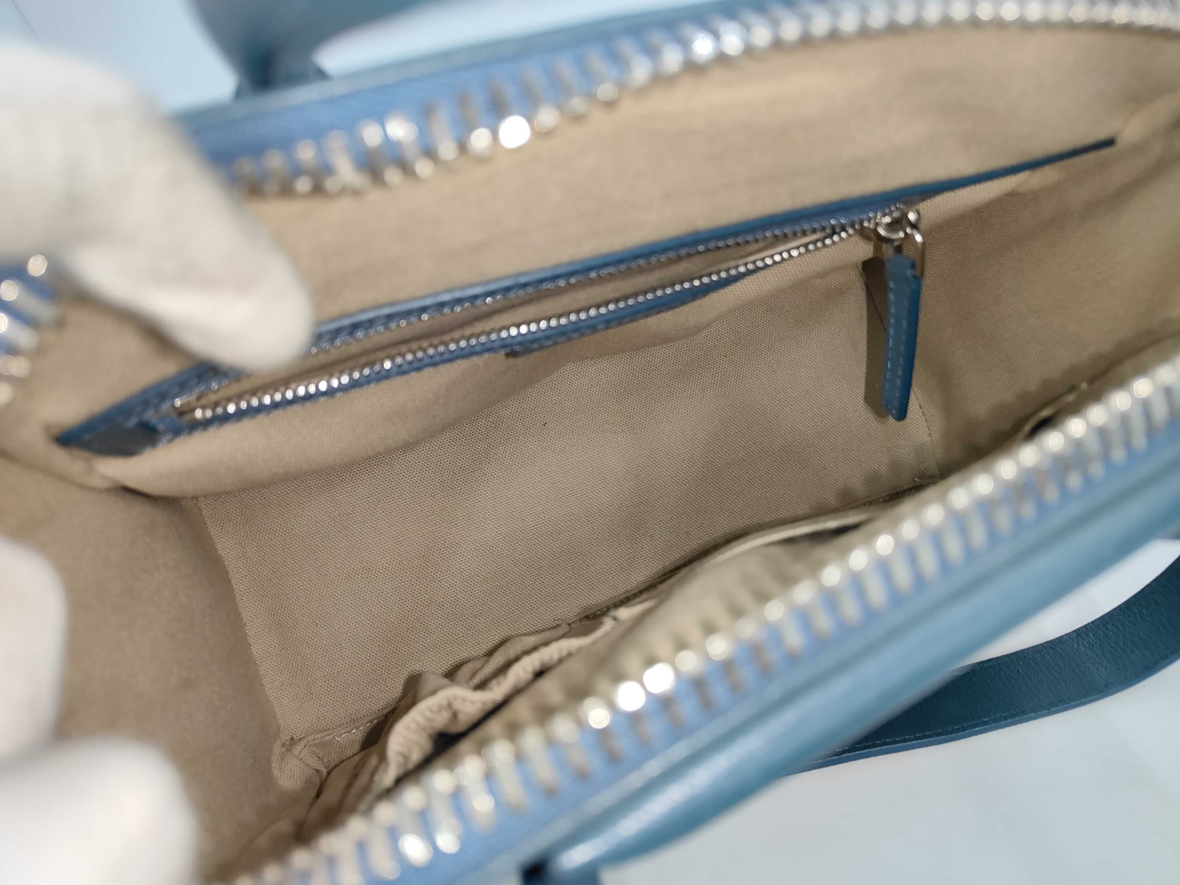 Antigona Medium Tote Bag Blue 230077097 Tote Bag — view 9