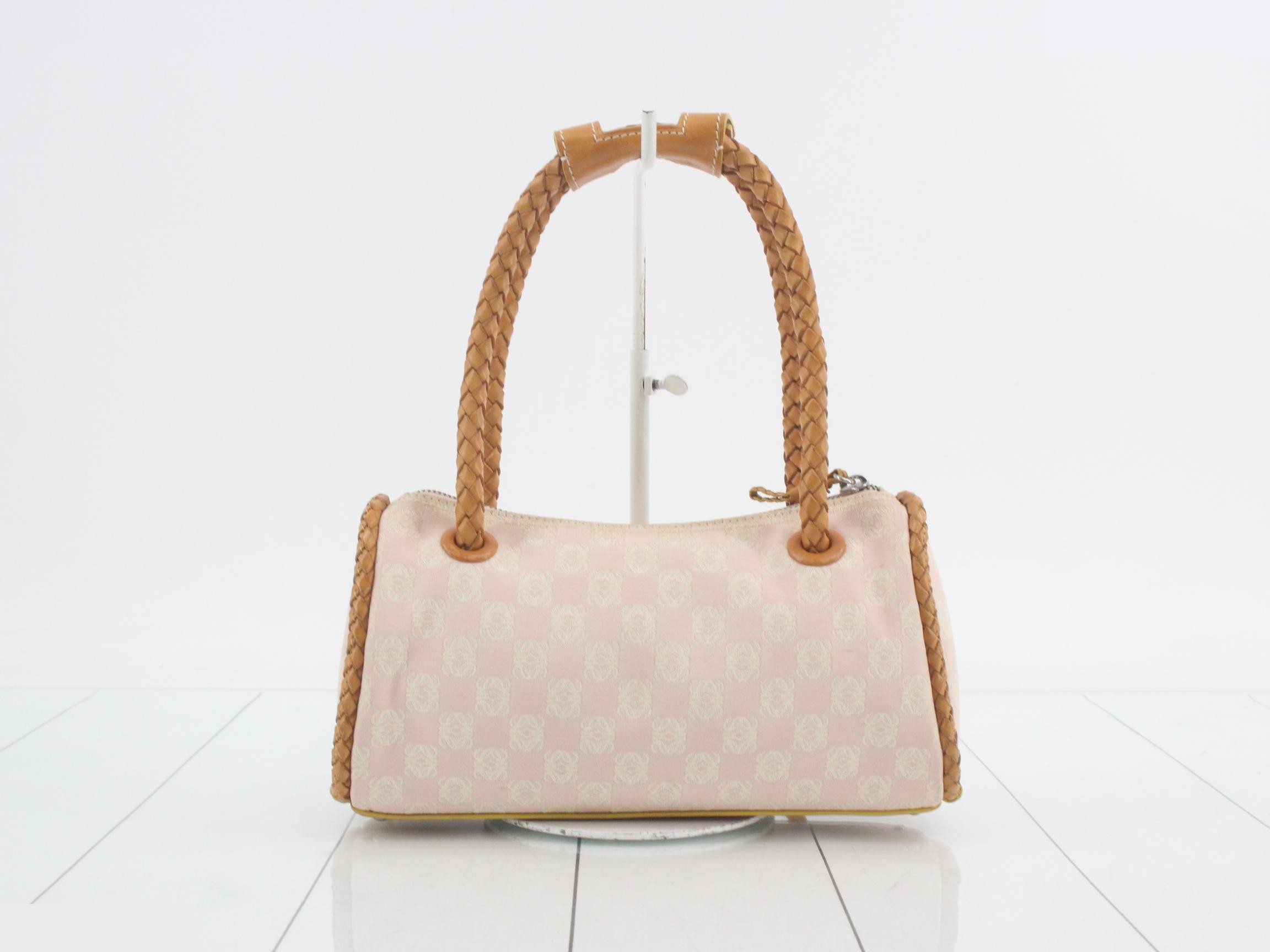 handbag — view 2