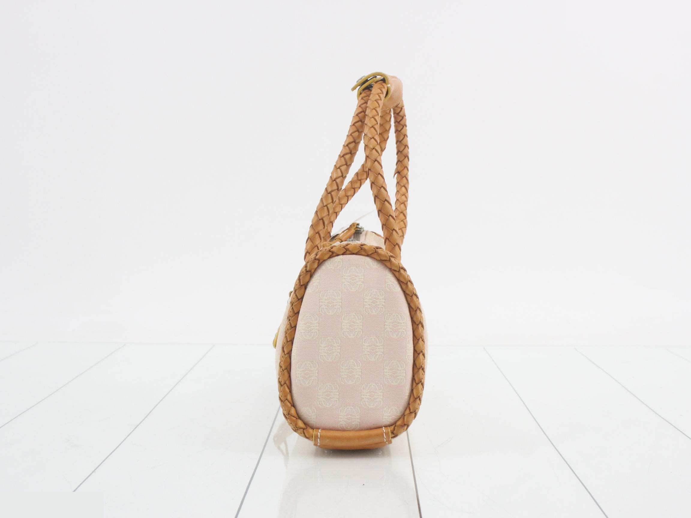 handbag — view 3