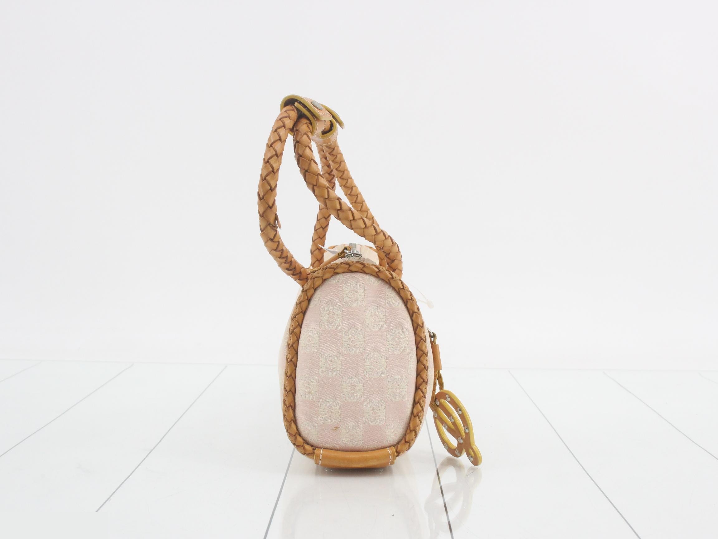 handbag — view 4