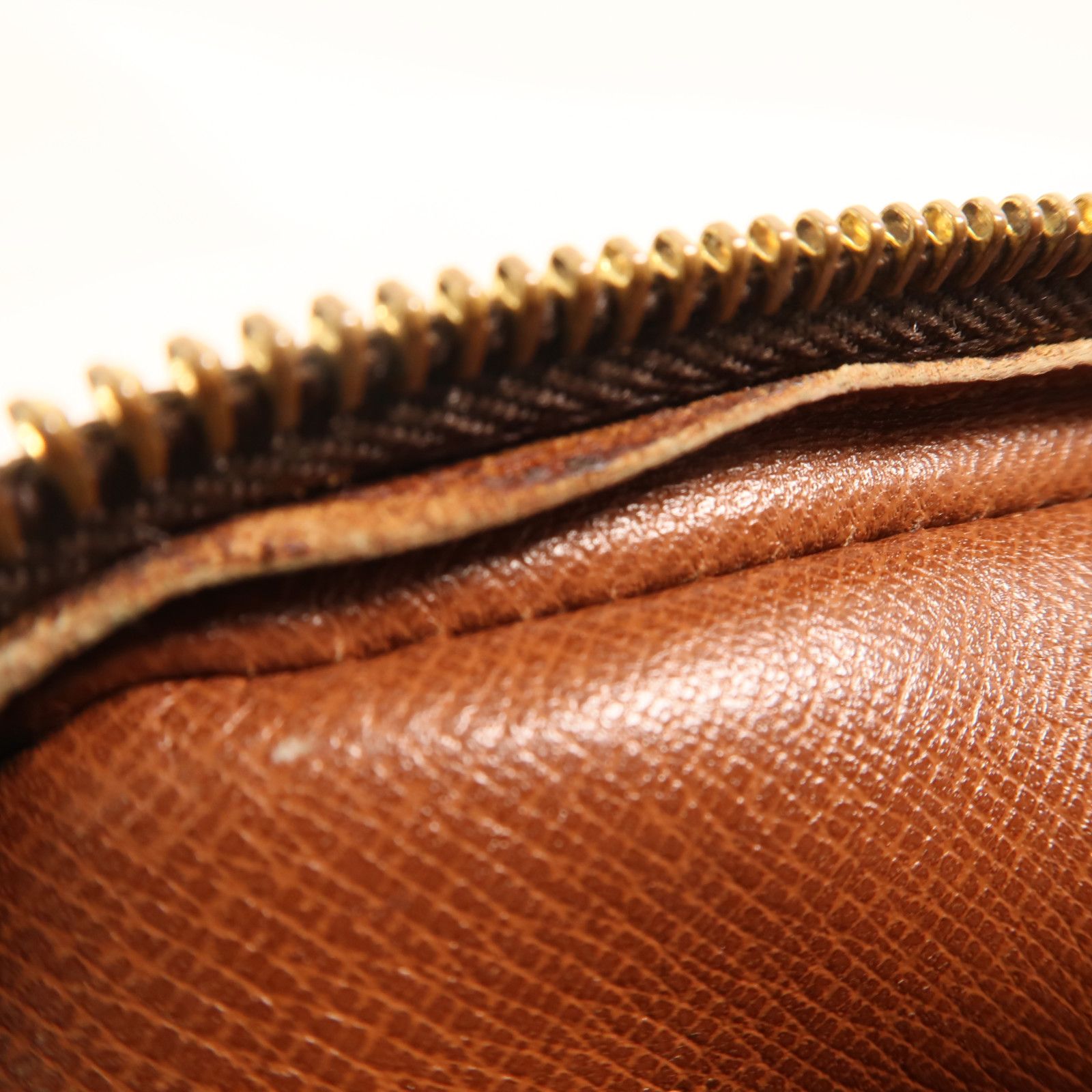 Danube Mini, Monogram — view 15