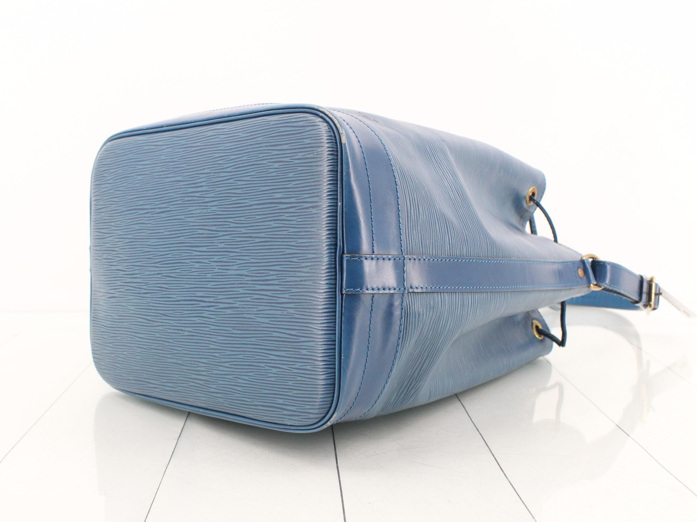 Noé Toledo Blue — view 6