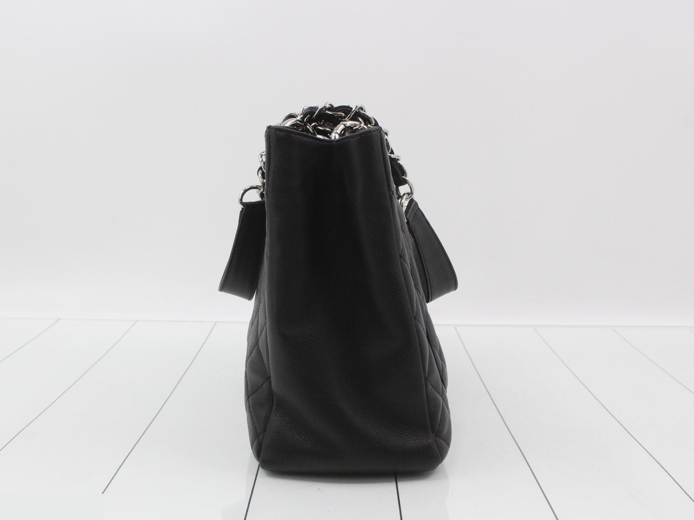 Caviar leather Matelassé GST chain shoulder bag, black — view 3