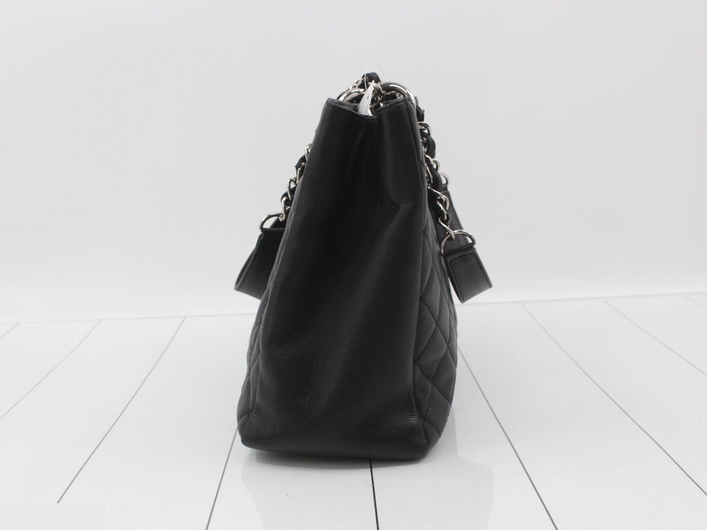 Caviar leather Matelassé GST chain shoulder bag, black — view 4