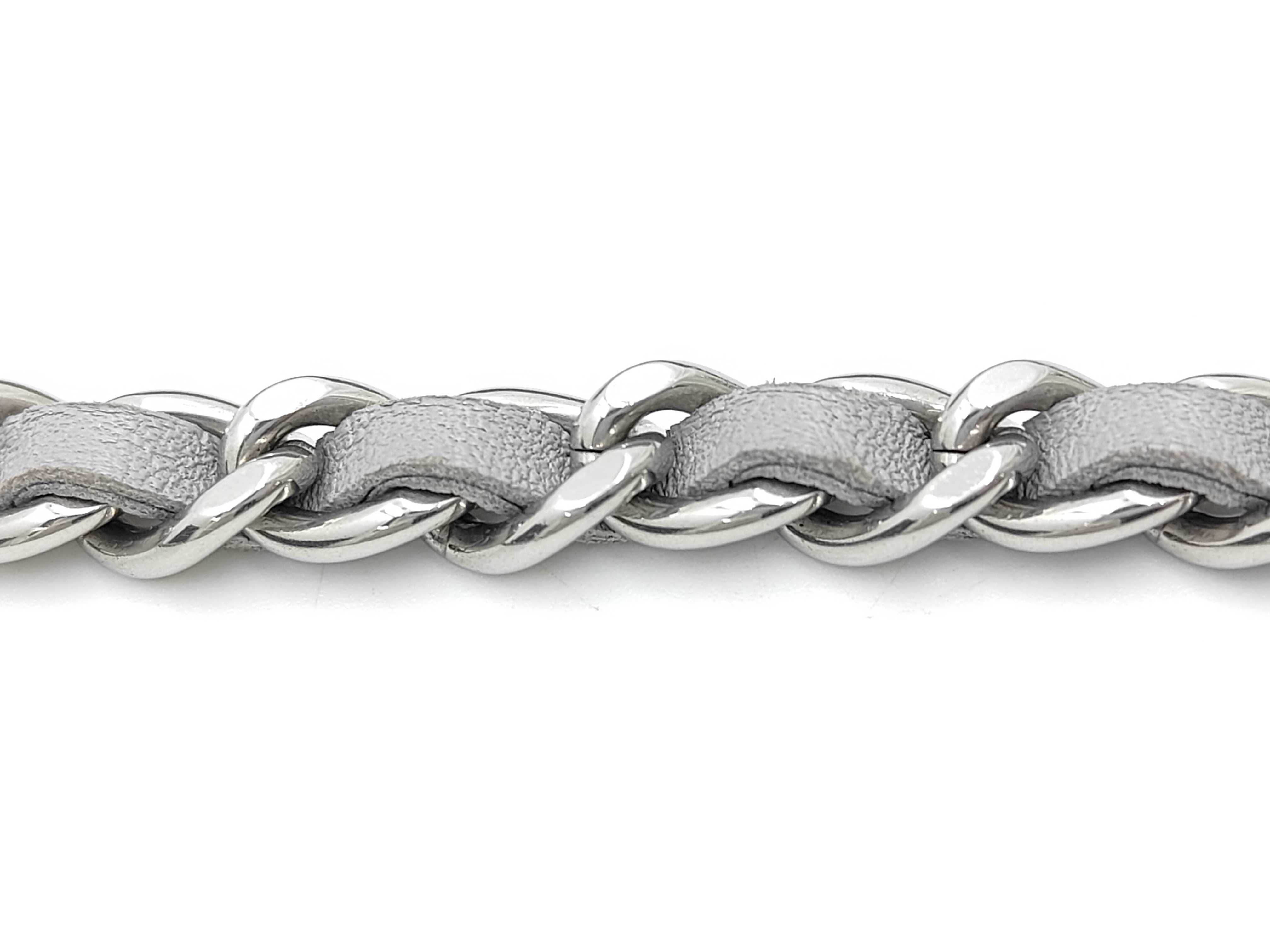 Matelassé Chain Wallet Shoulder Bag — view 4