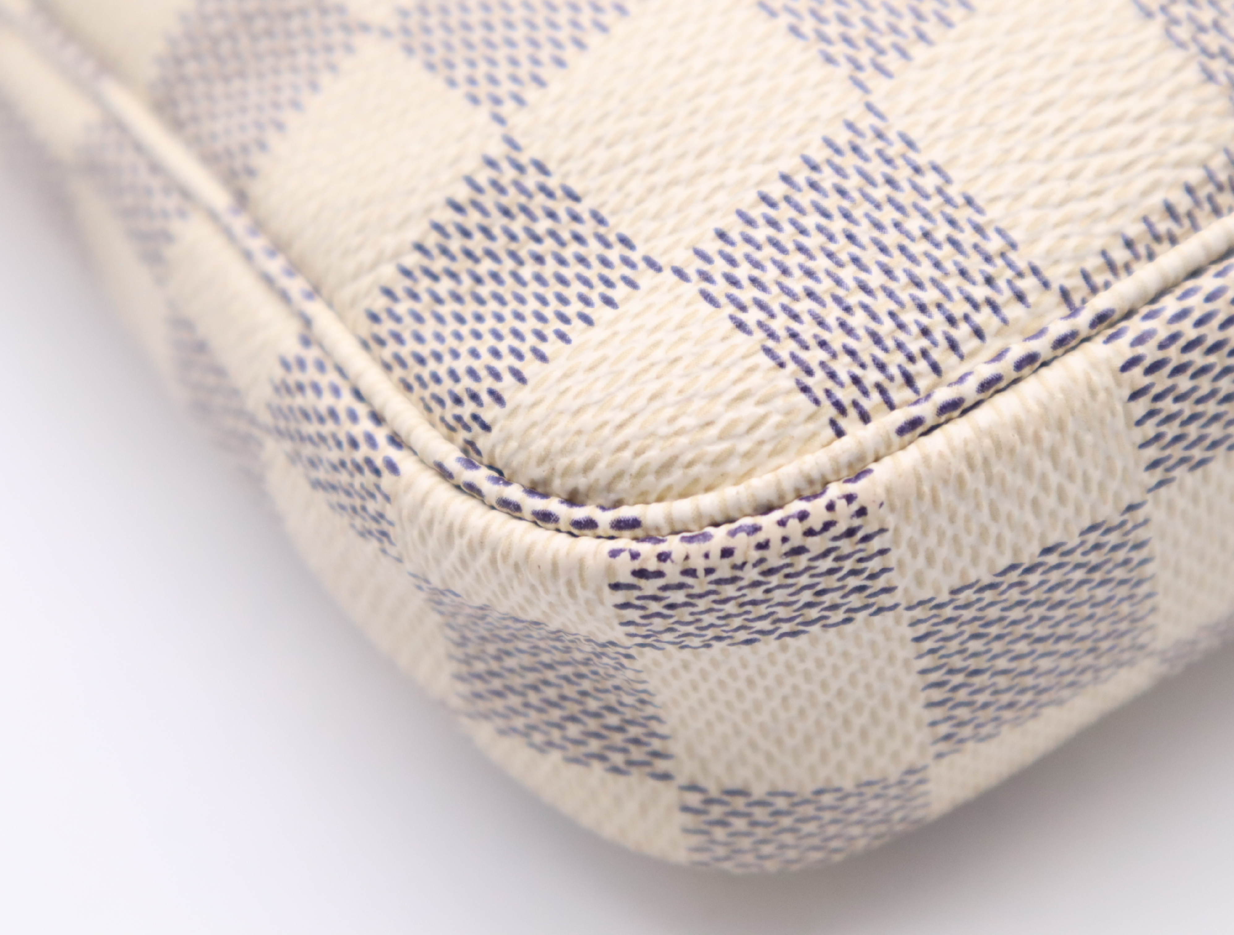N51986 Azur Pochette Accessoires Pouch — view 6