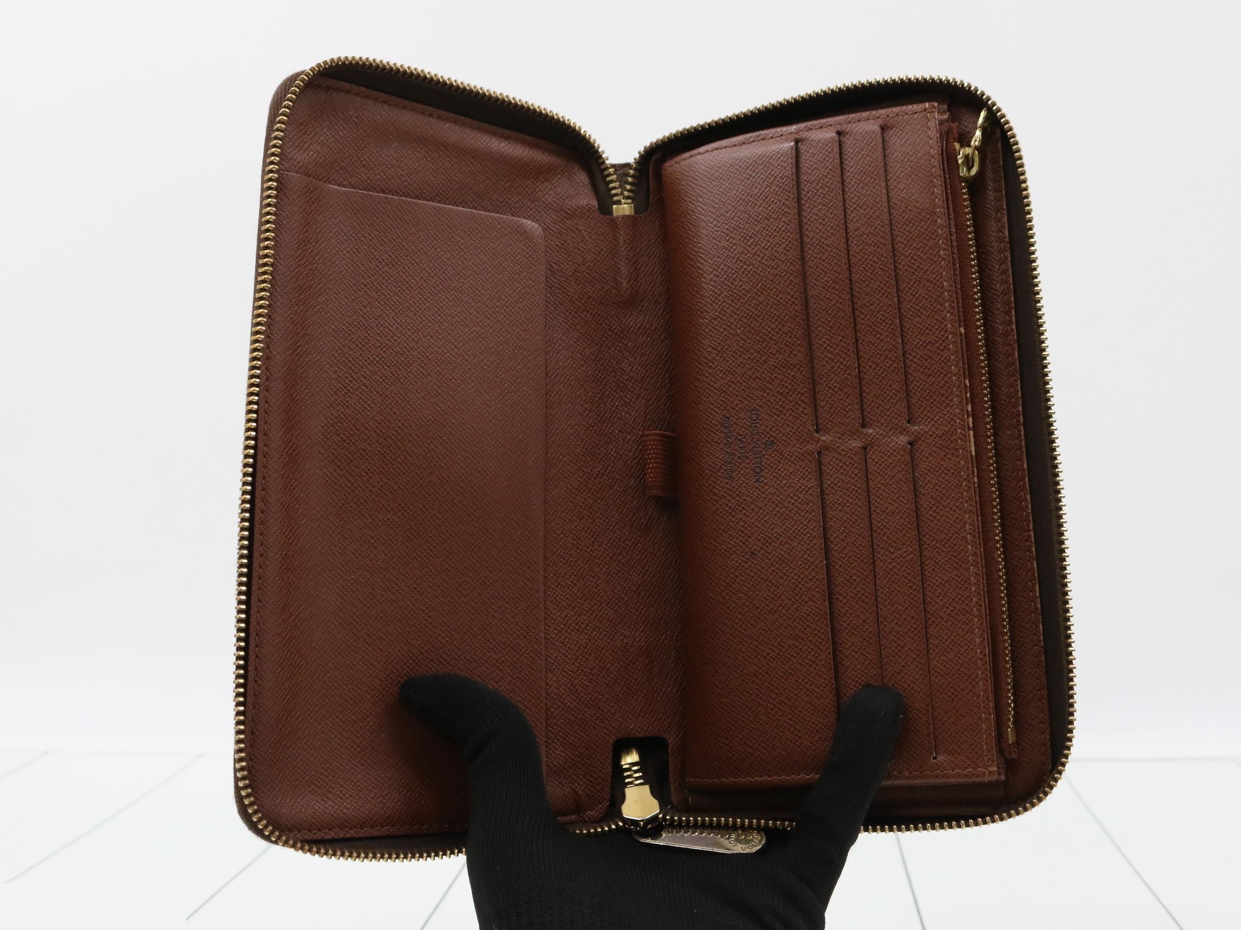Monogram Zippy Organizer Round Zip Wallet — view 4