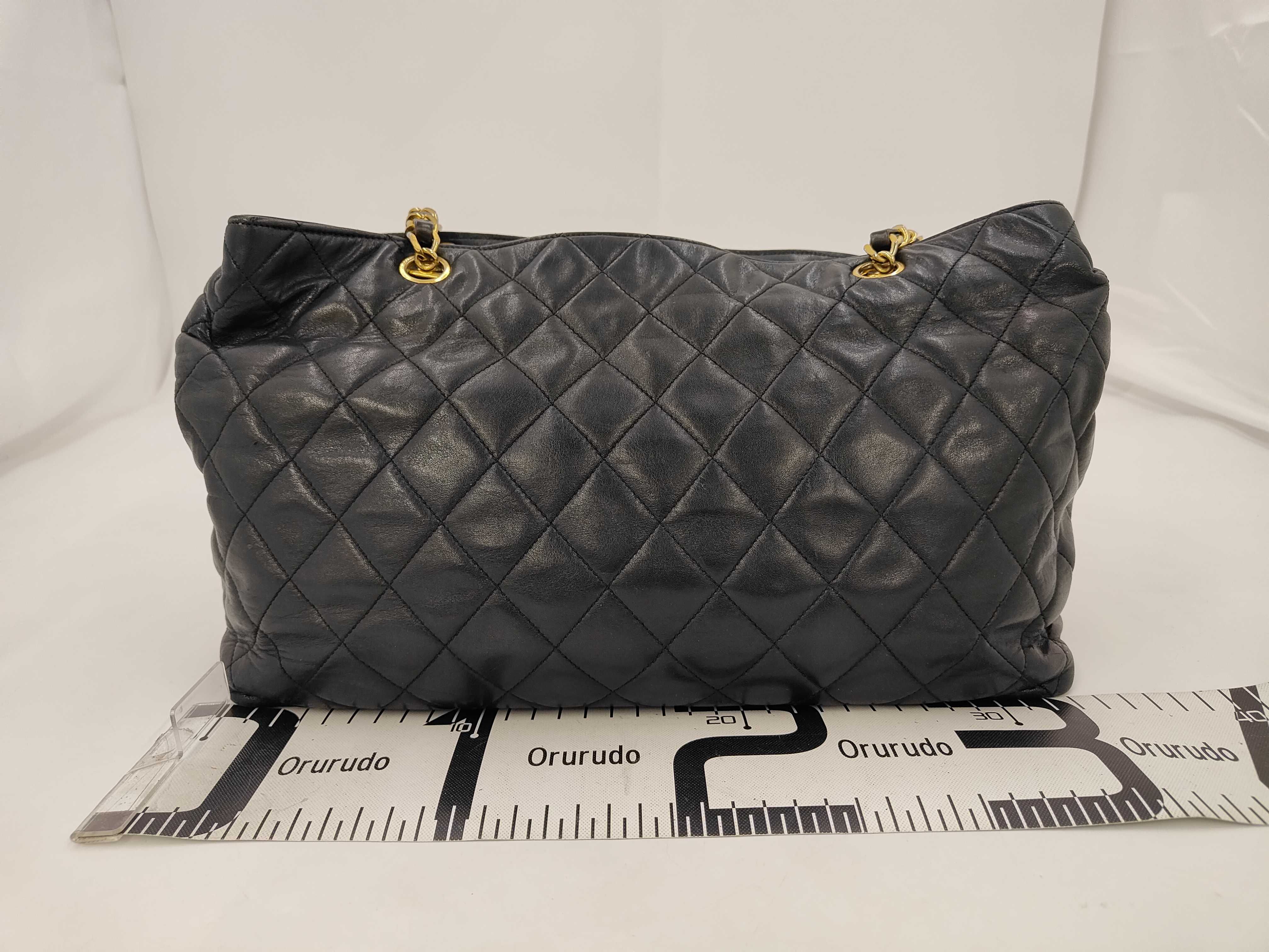 Matelassé Lambskin Chain Shoulder Bag — view 2