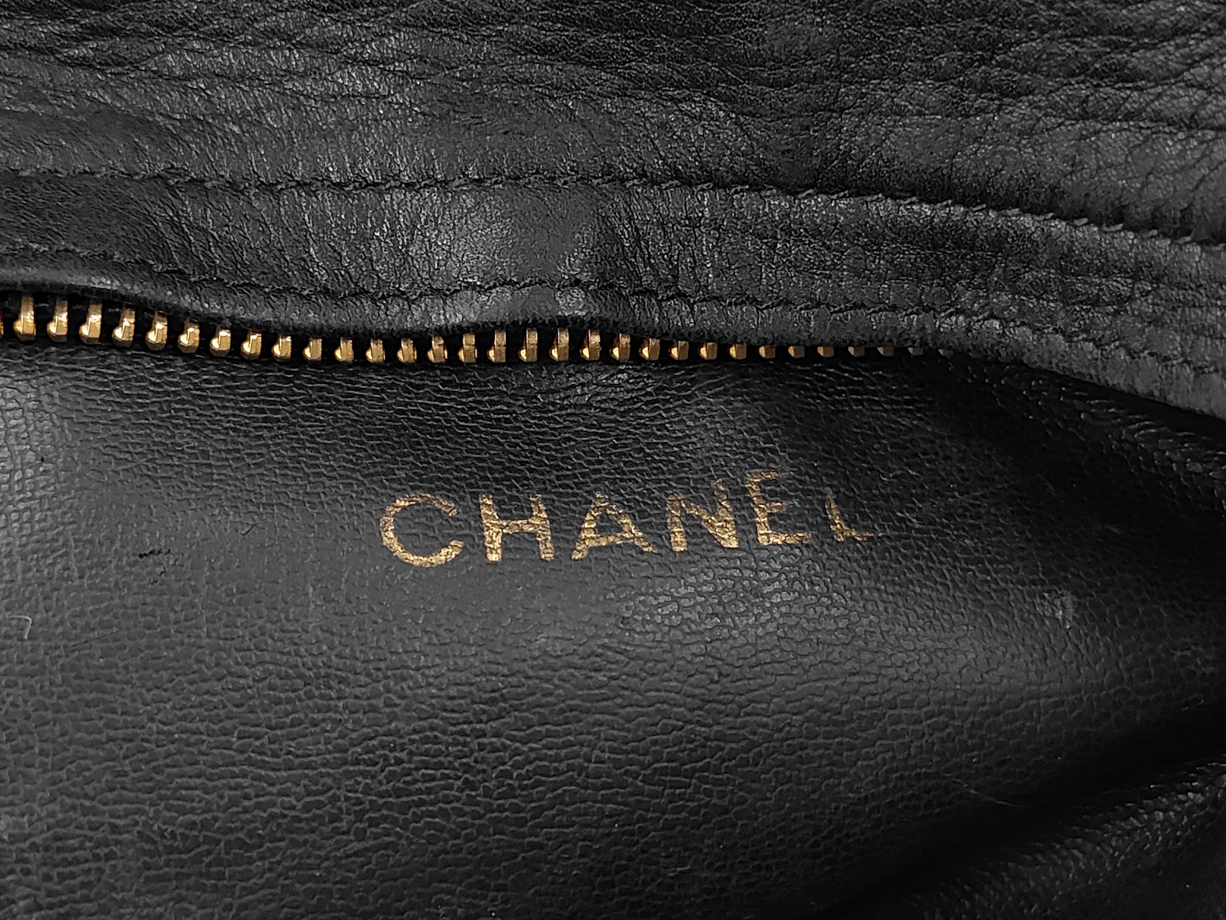 Matelassé Lambskin Chain Shoulder Bag — view 10