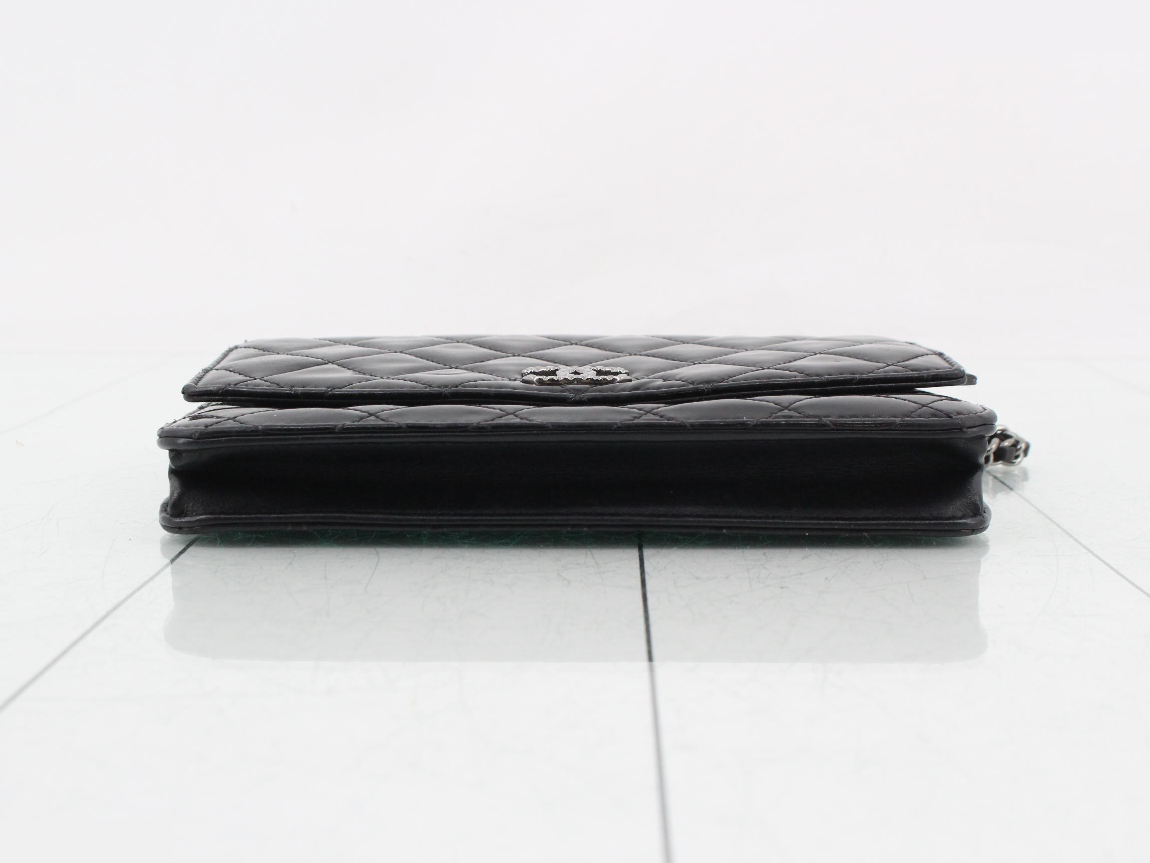 Patent leather matelassé chain wallet — view 3