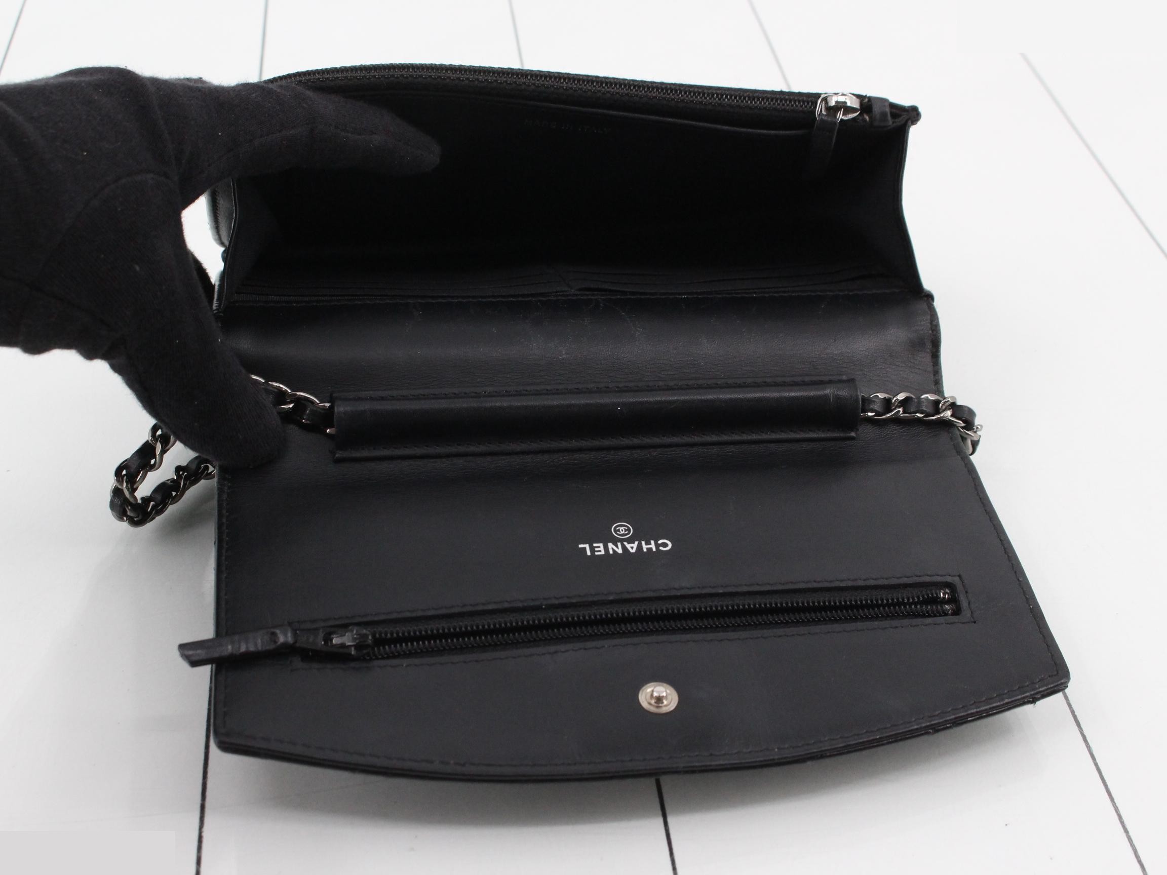 Patent leather matelassé chain wallet — view 4