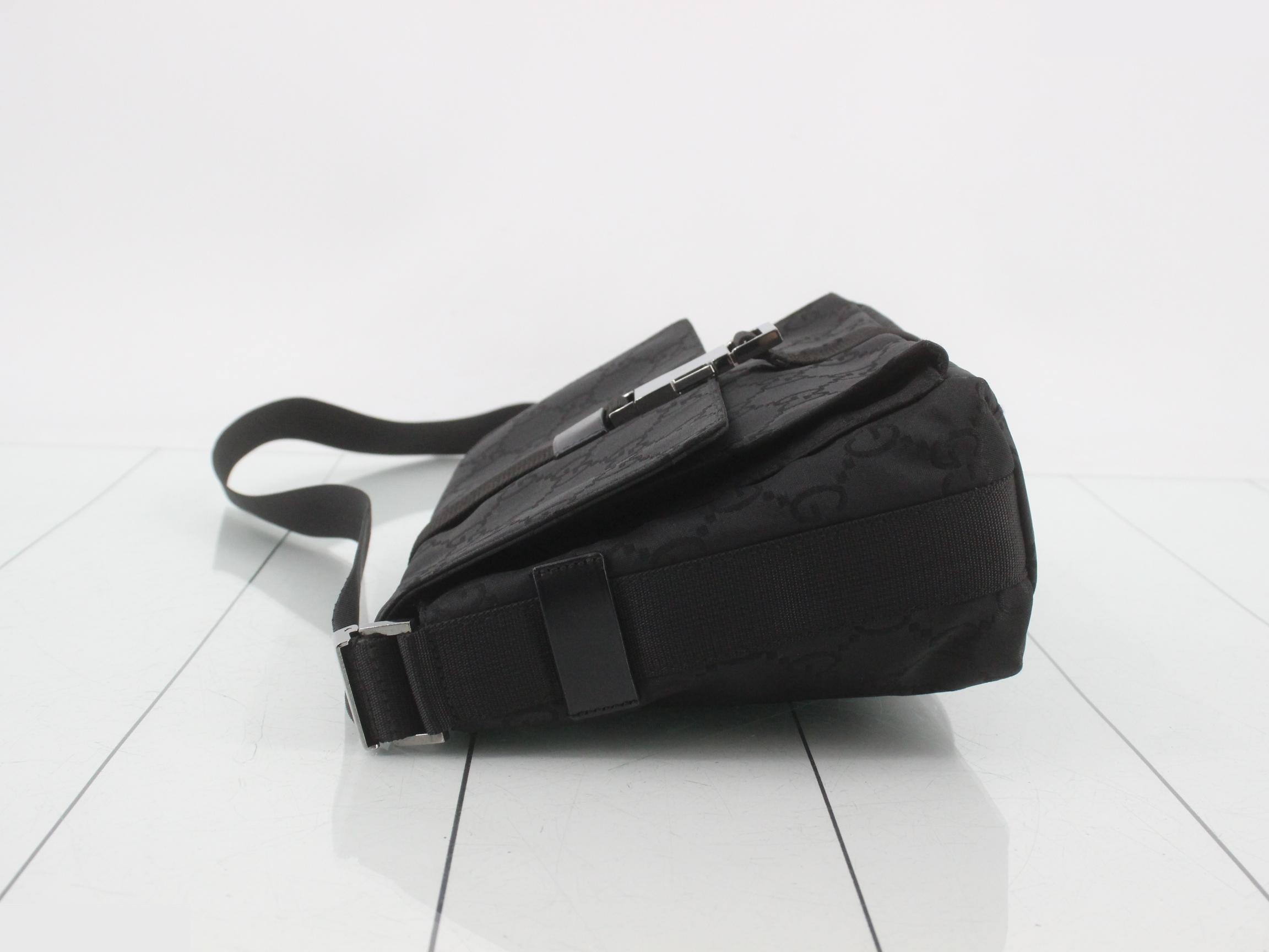 GG Canvas (Bag) - Shoulder Bag - Nylon - Black — view 4