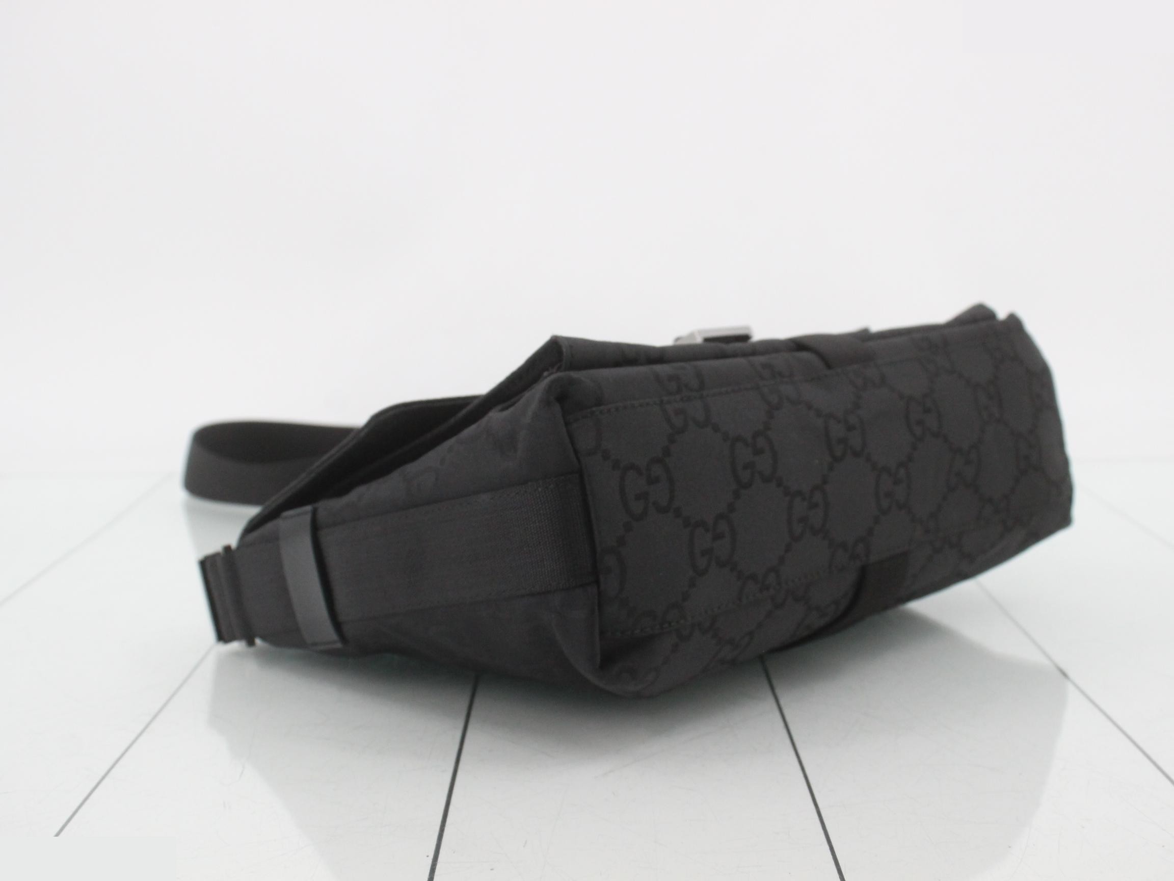 GG Canvas (Bag) - Shoulder Bag - Nylon - Black — view 5