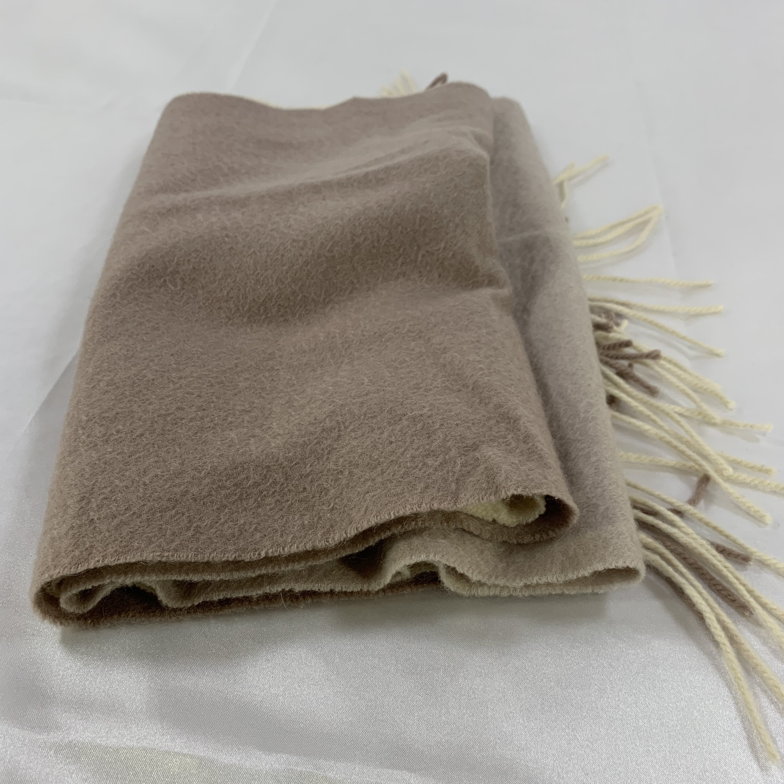 scarf, 100% cashmere, other accessories. — view 4