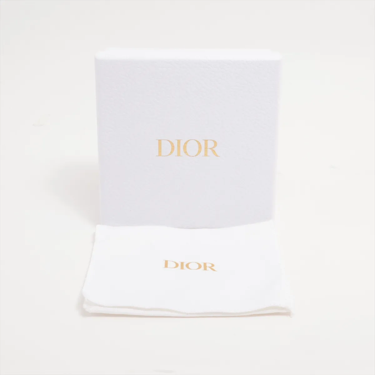 Caro Dahlia Wallet Leather Compact Wallet Pink — view 7
