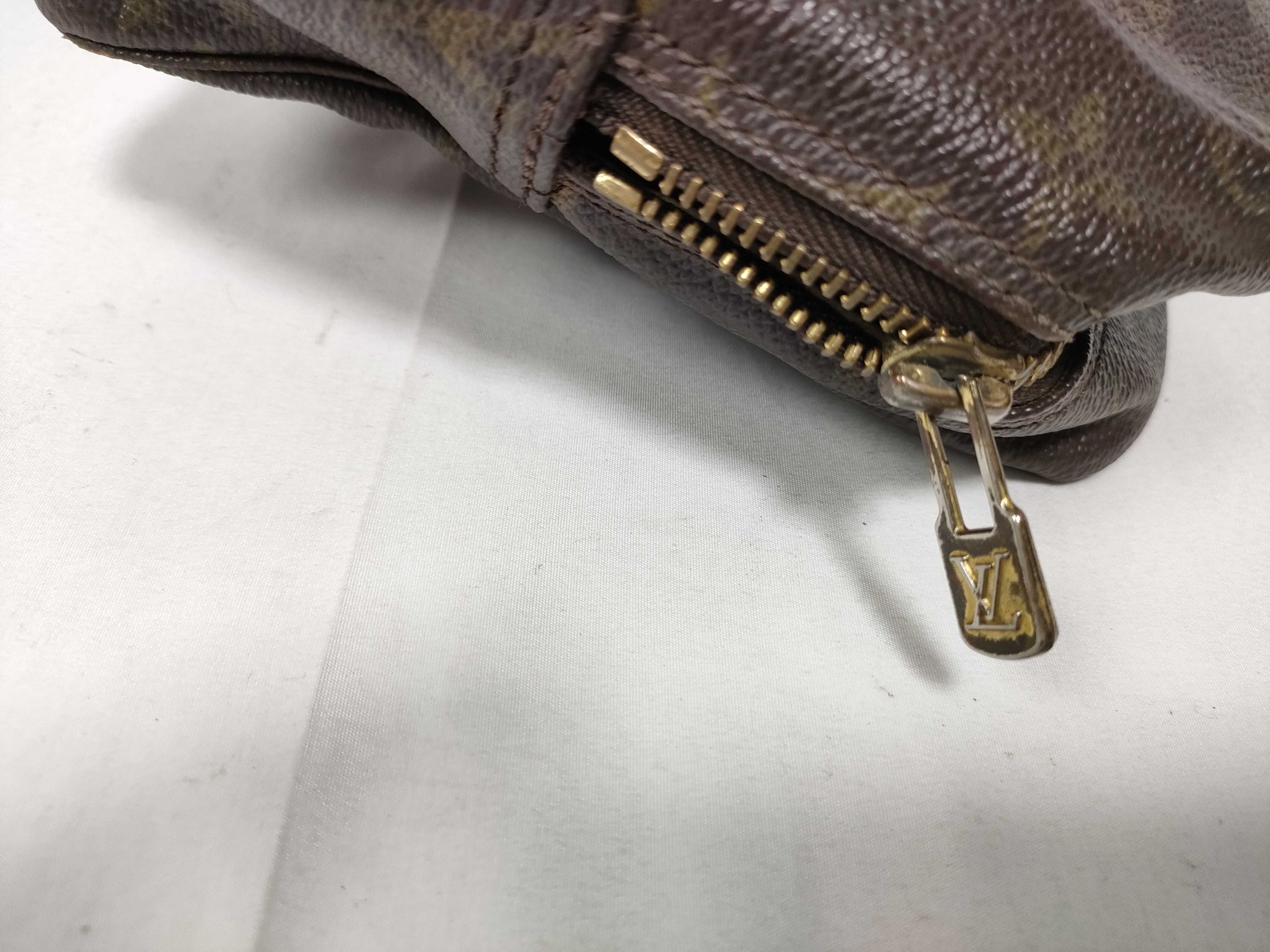 Monogram Louis Vuitton Monogram Trousses Toilette 28 Pouch — view 6