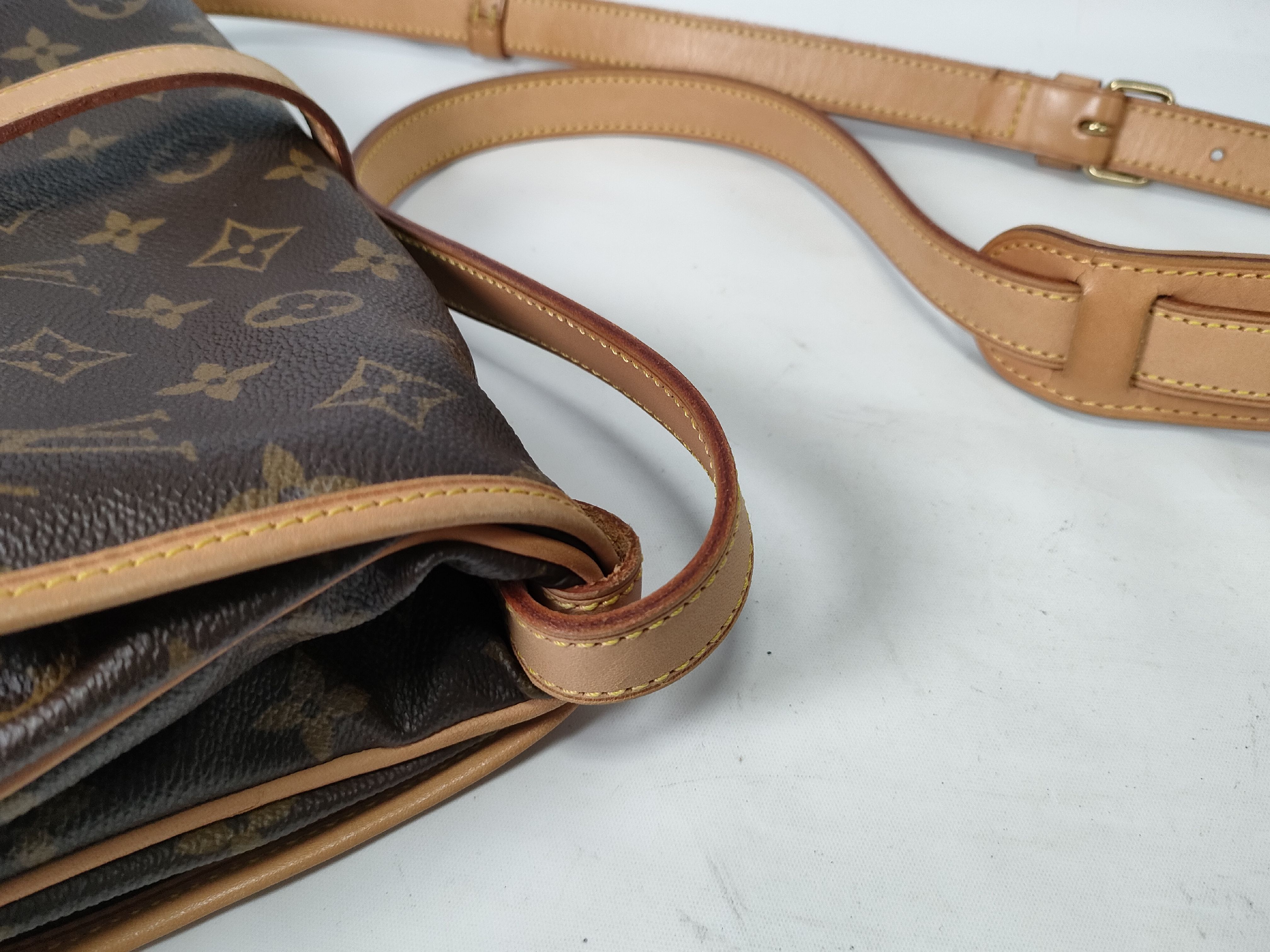 Monogram Vuitton Saumur 30 Shoulder Bag — view 5