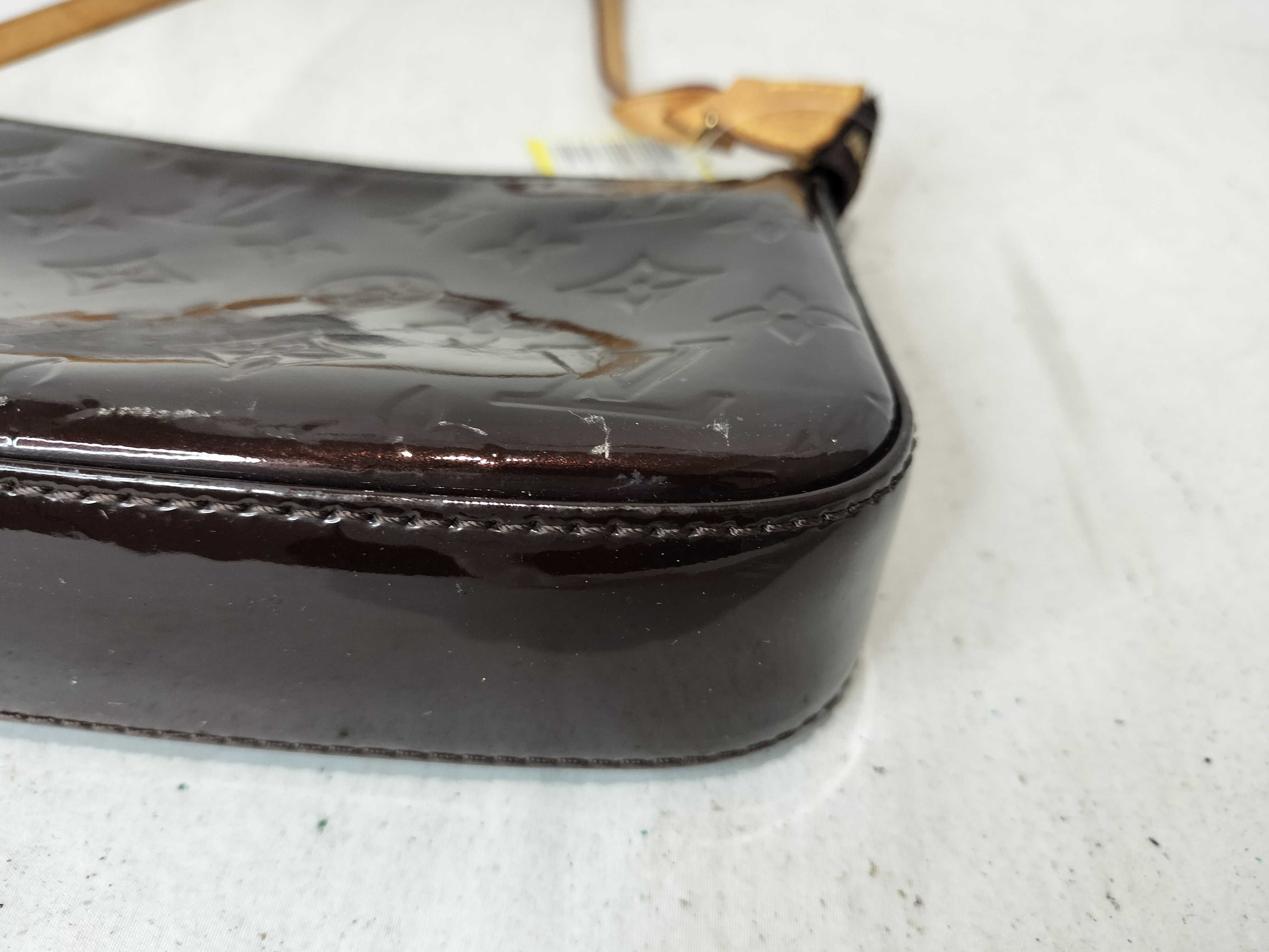 Vernis Pochette Accessoires Amarante Pouch — view 6
