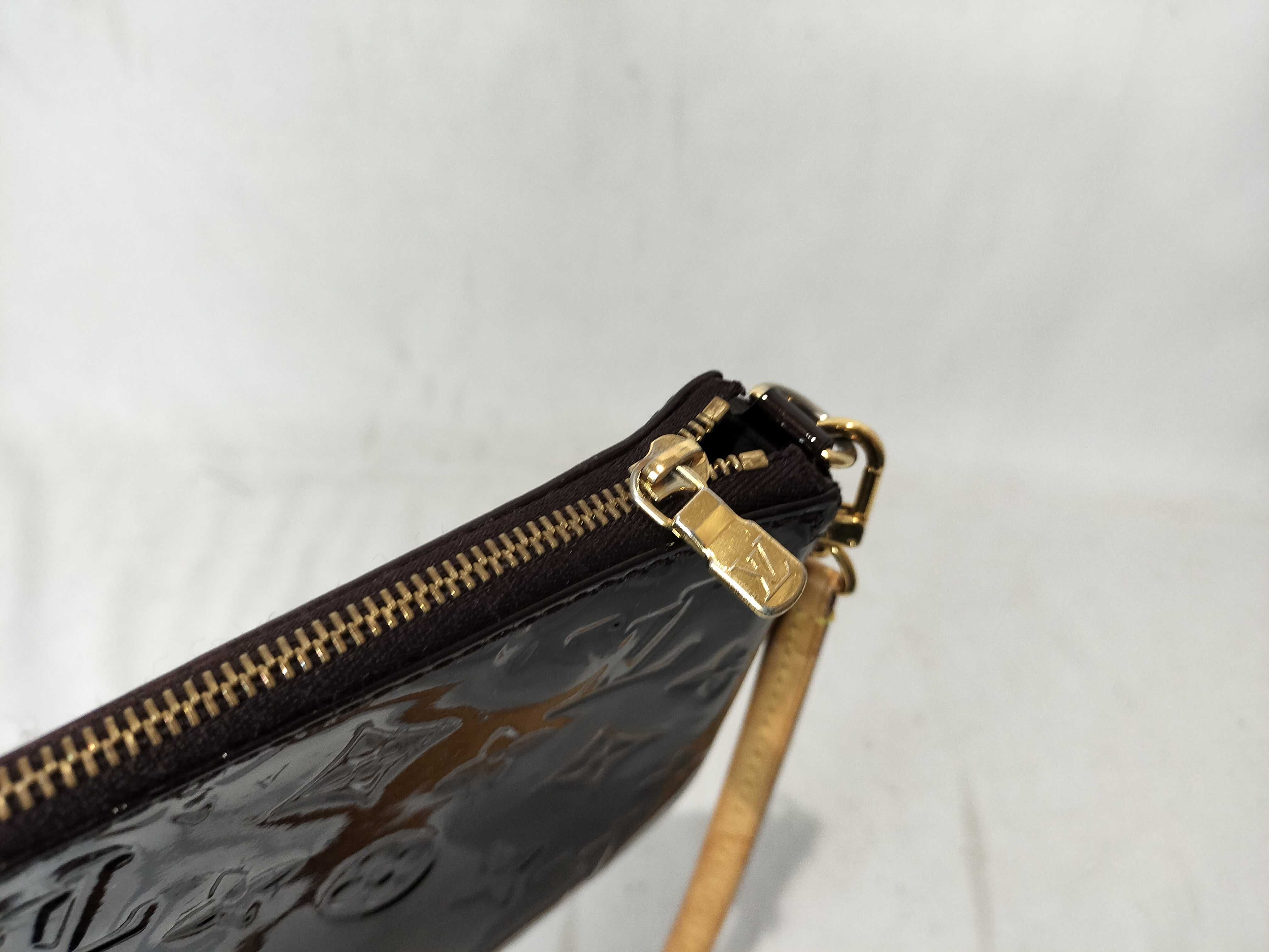 Vernis Pochette Accessoires Amarante Pouch — view 8