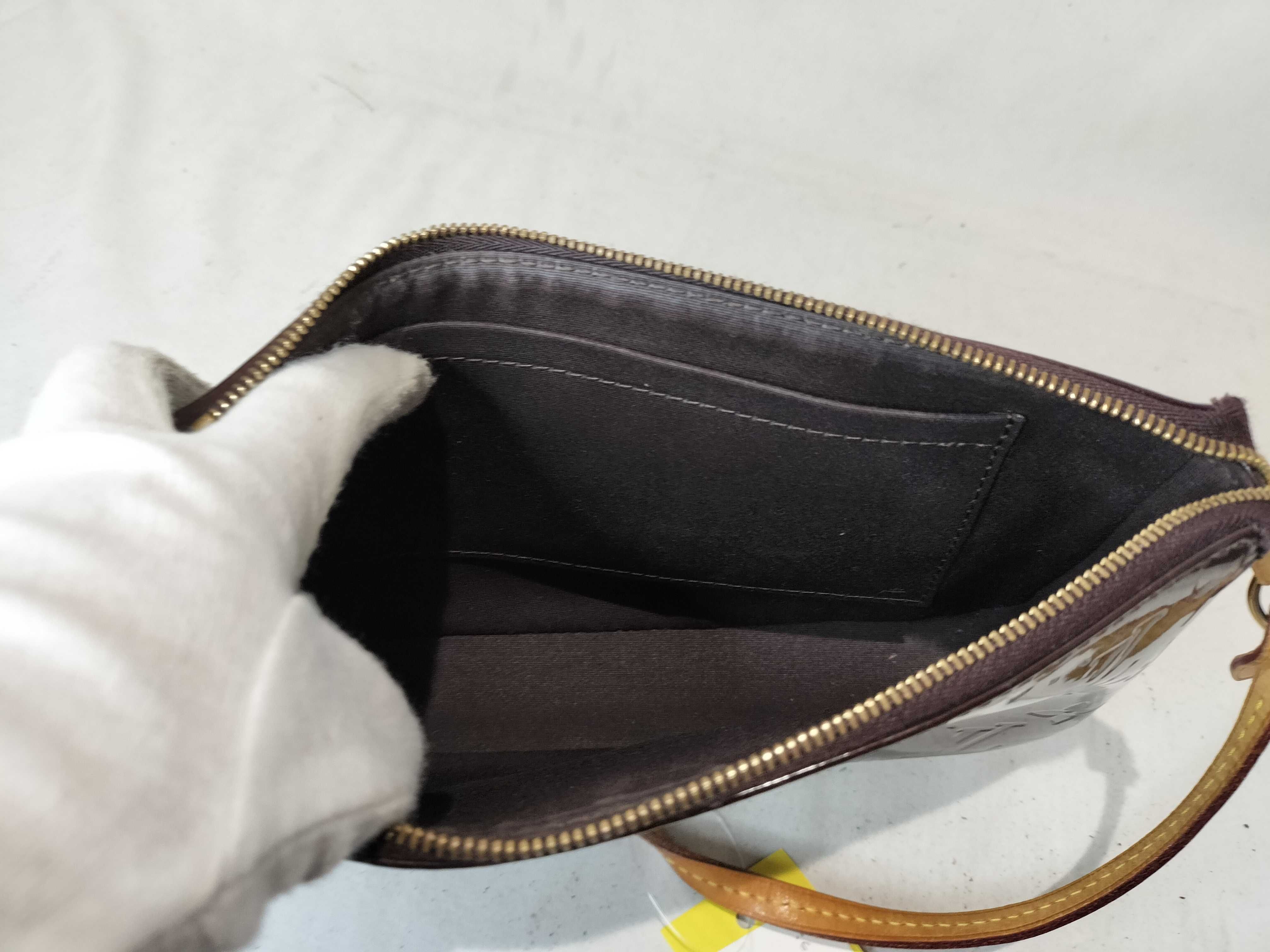Vernis Pochette Accessoires Amarante Pouch — view 10