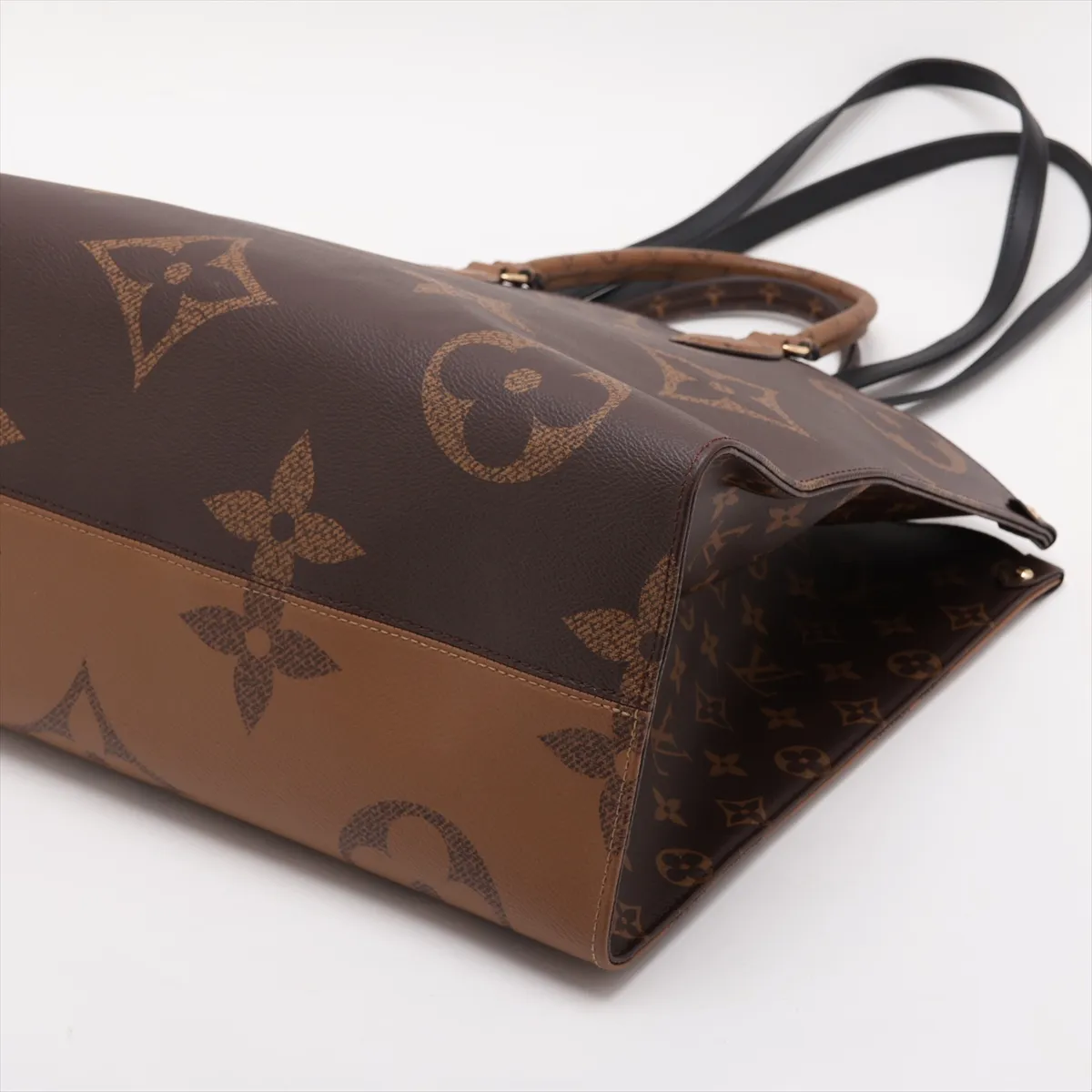 Monogram Giant OnTheGo GM M44576 Brown (RFID detected) — view 3