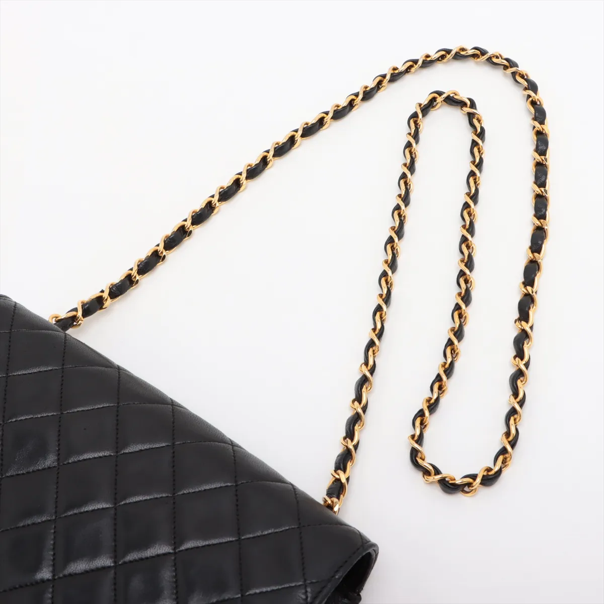 Matelasse Lambskin Single Flap Single Chain Bag Black Gold Hardware 0455215 Series 0 Guarantee Cracked — view 5