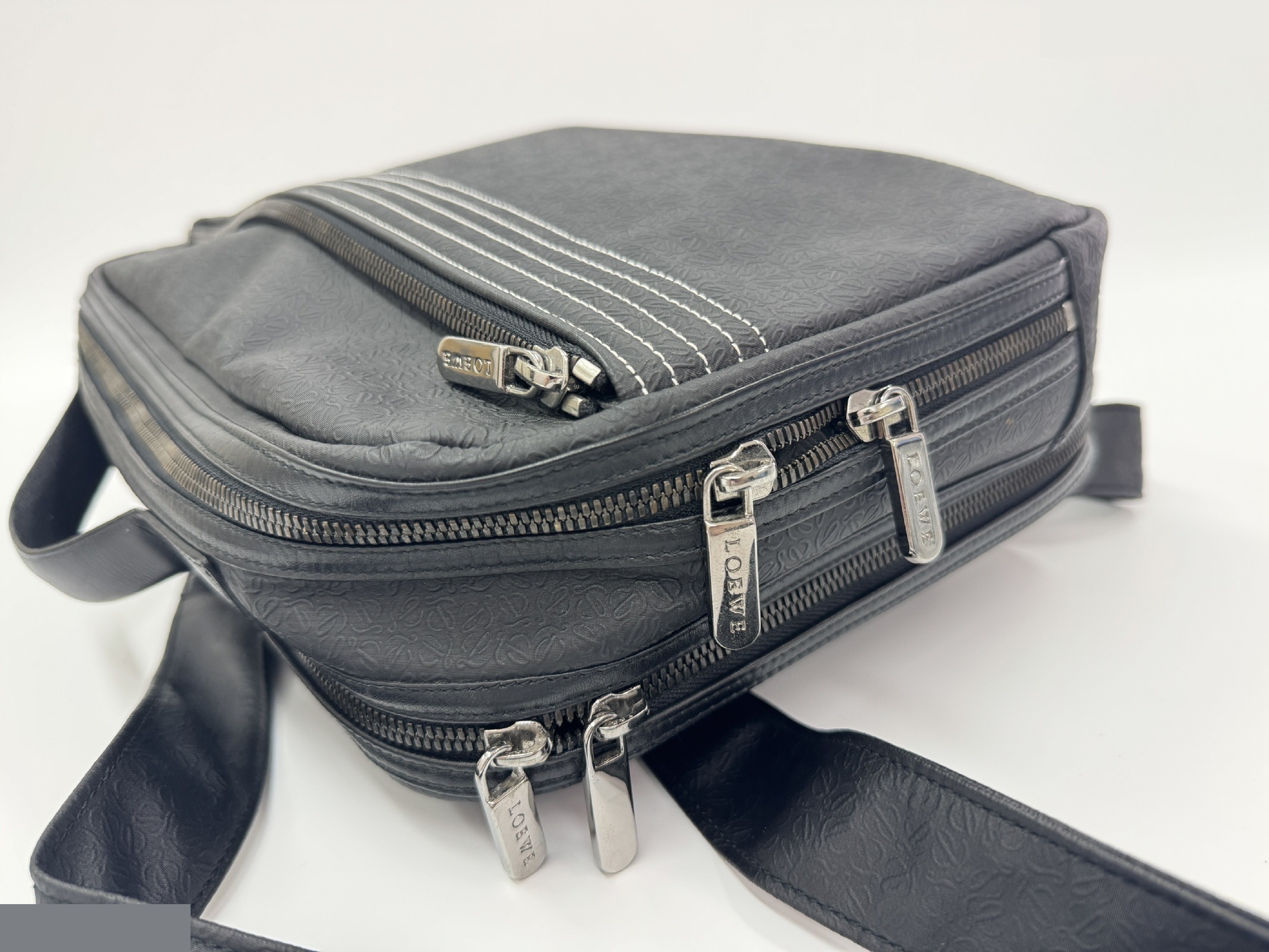 Anagram 2-Way Backpack (Black) — view 3