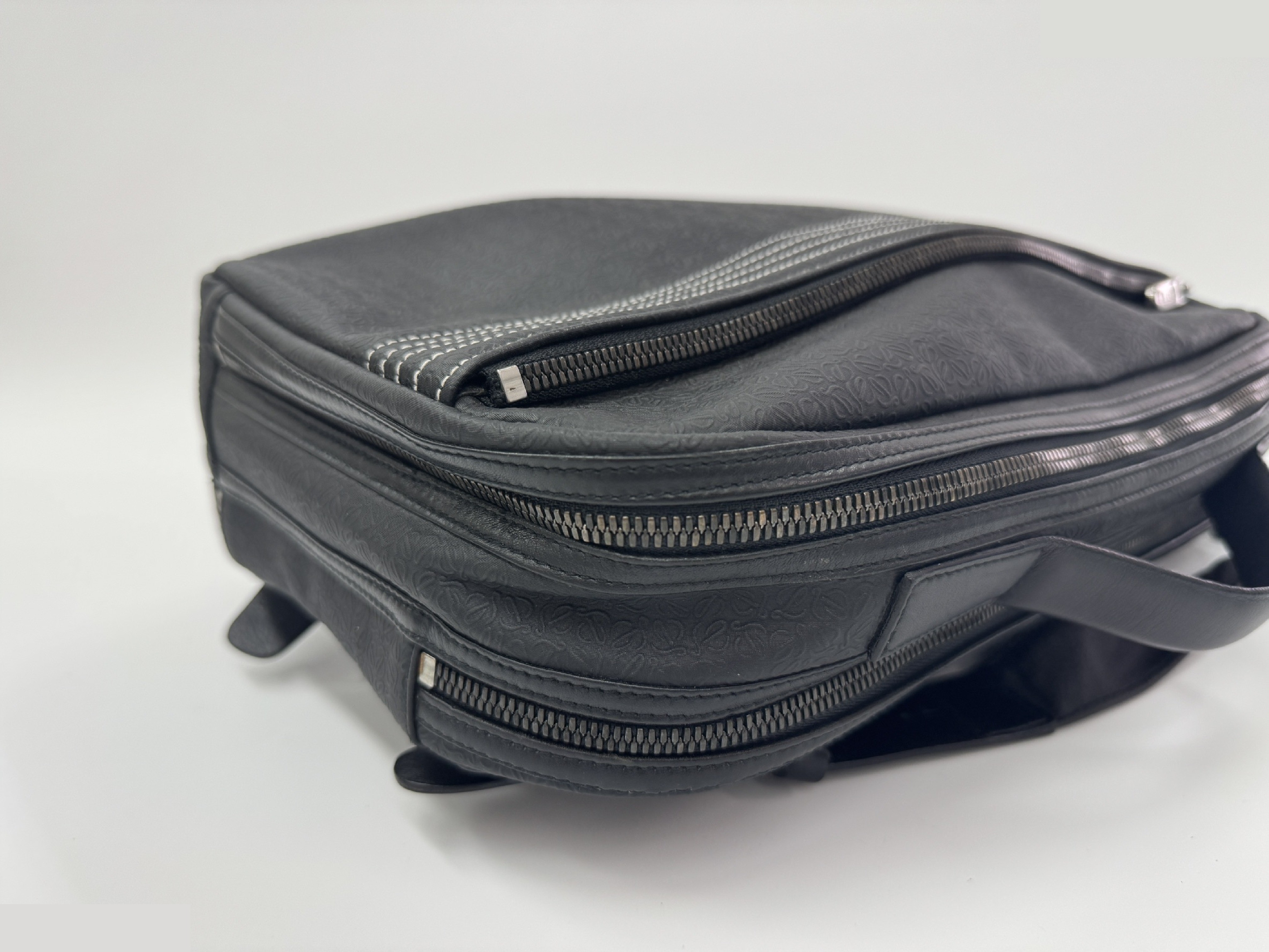 Anagram 2-Way Backpack (Black) — view 4