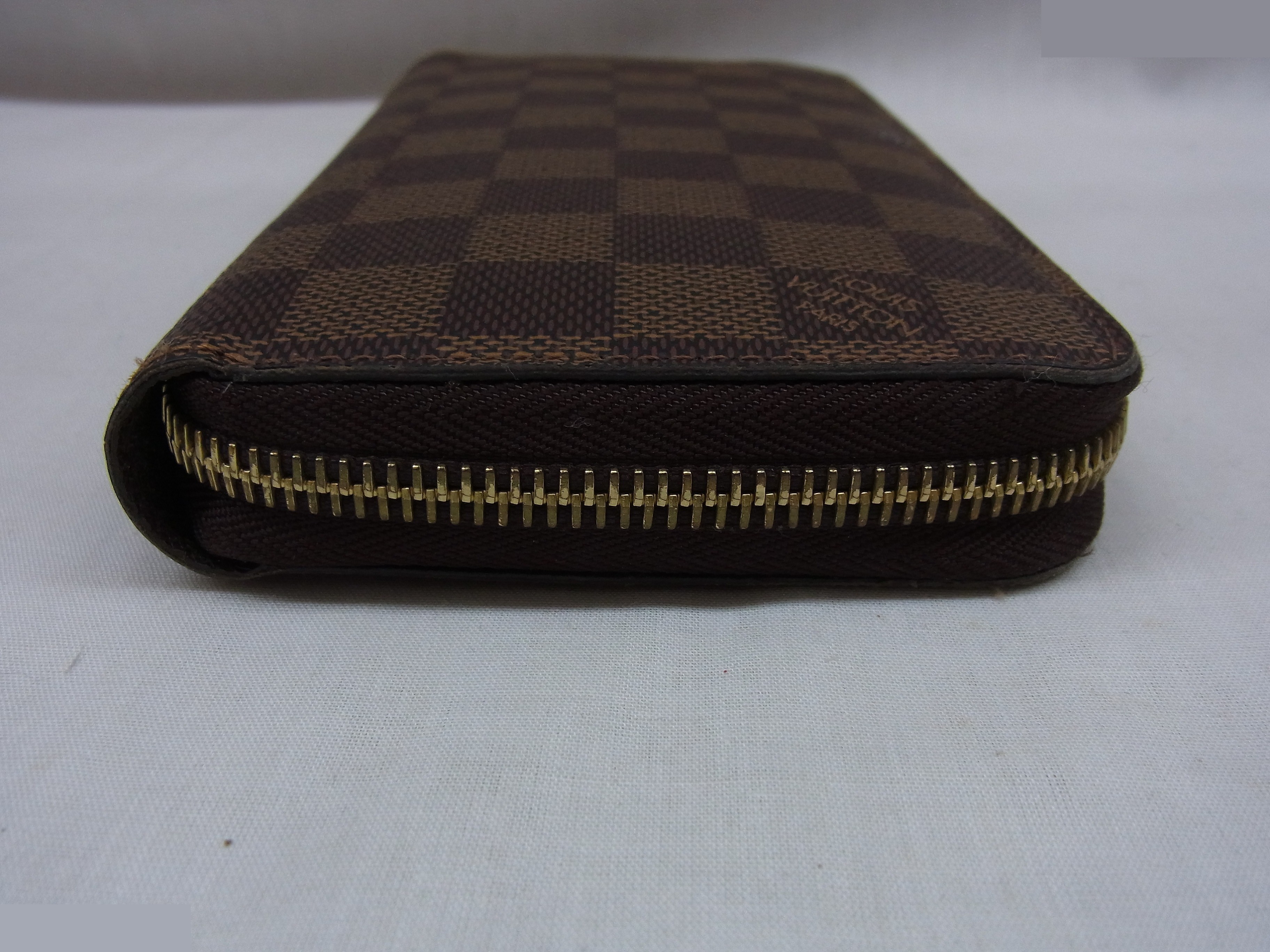 Zippy Wallet — view 3