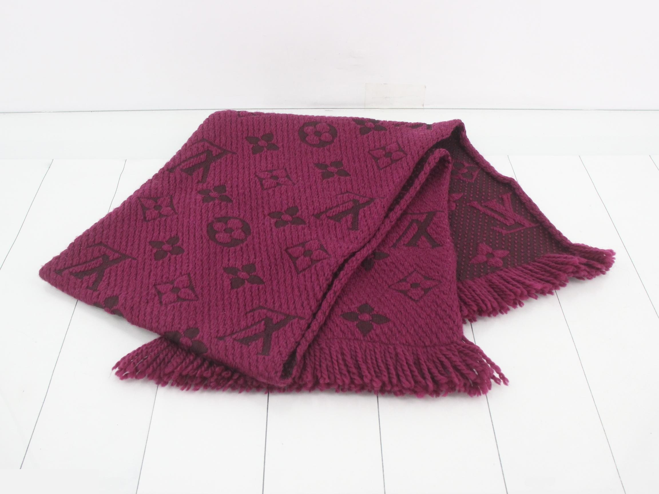 Echarle Logo Mania, with tag, purple. — view 3