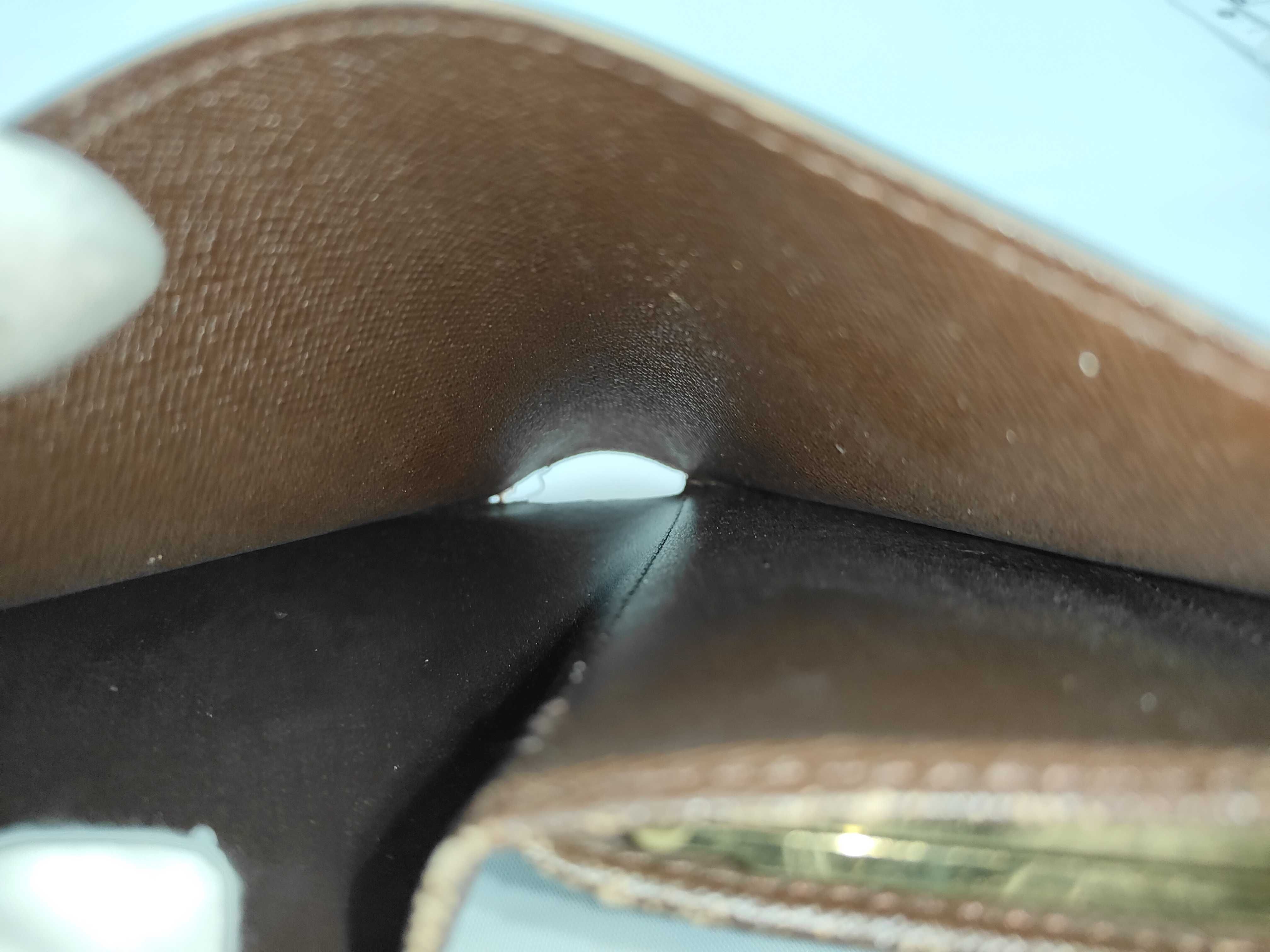 wallet — view 12