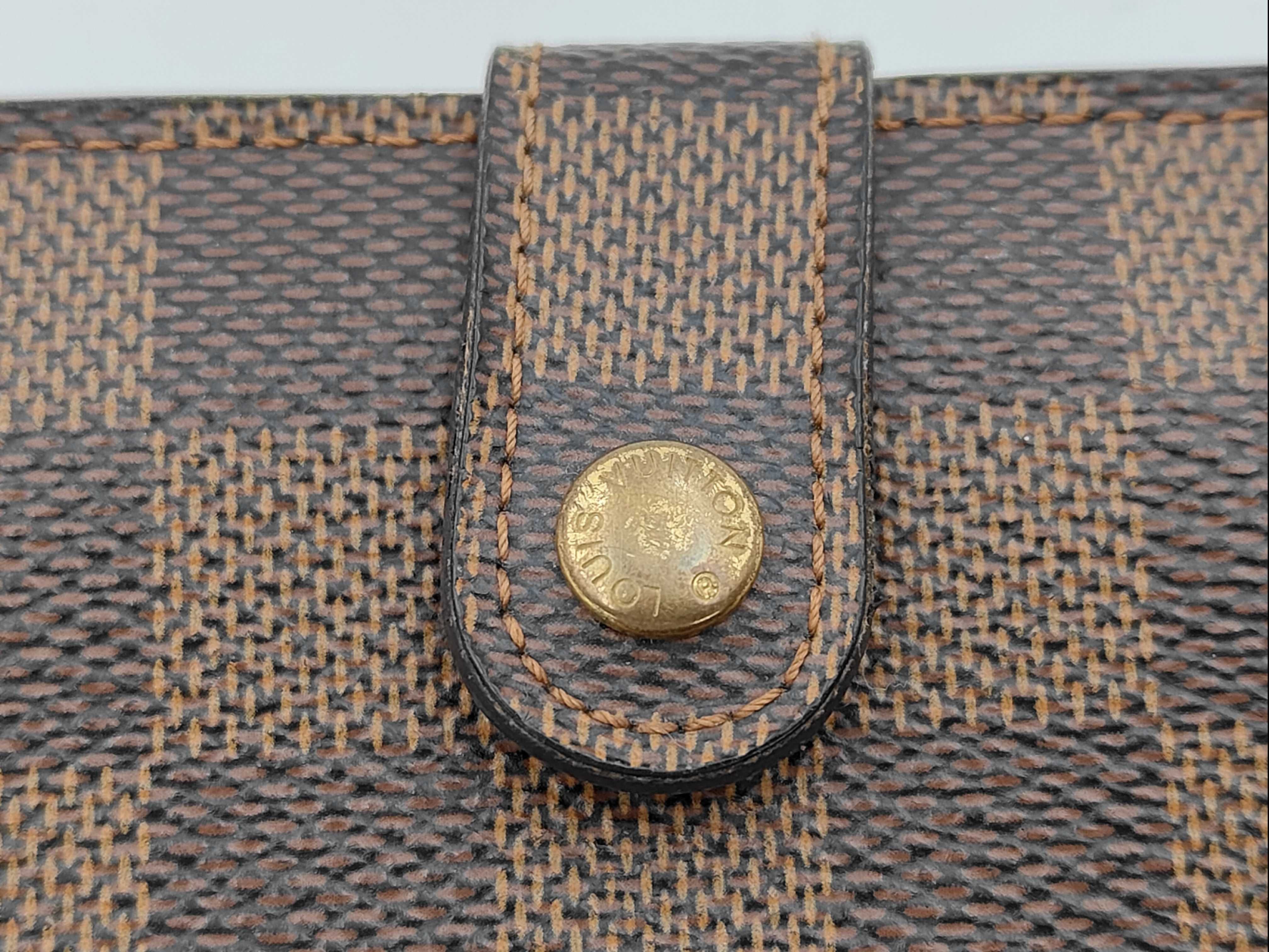 wallet — view 7