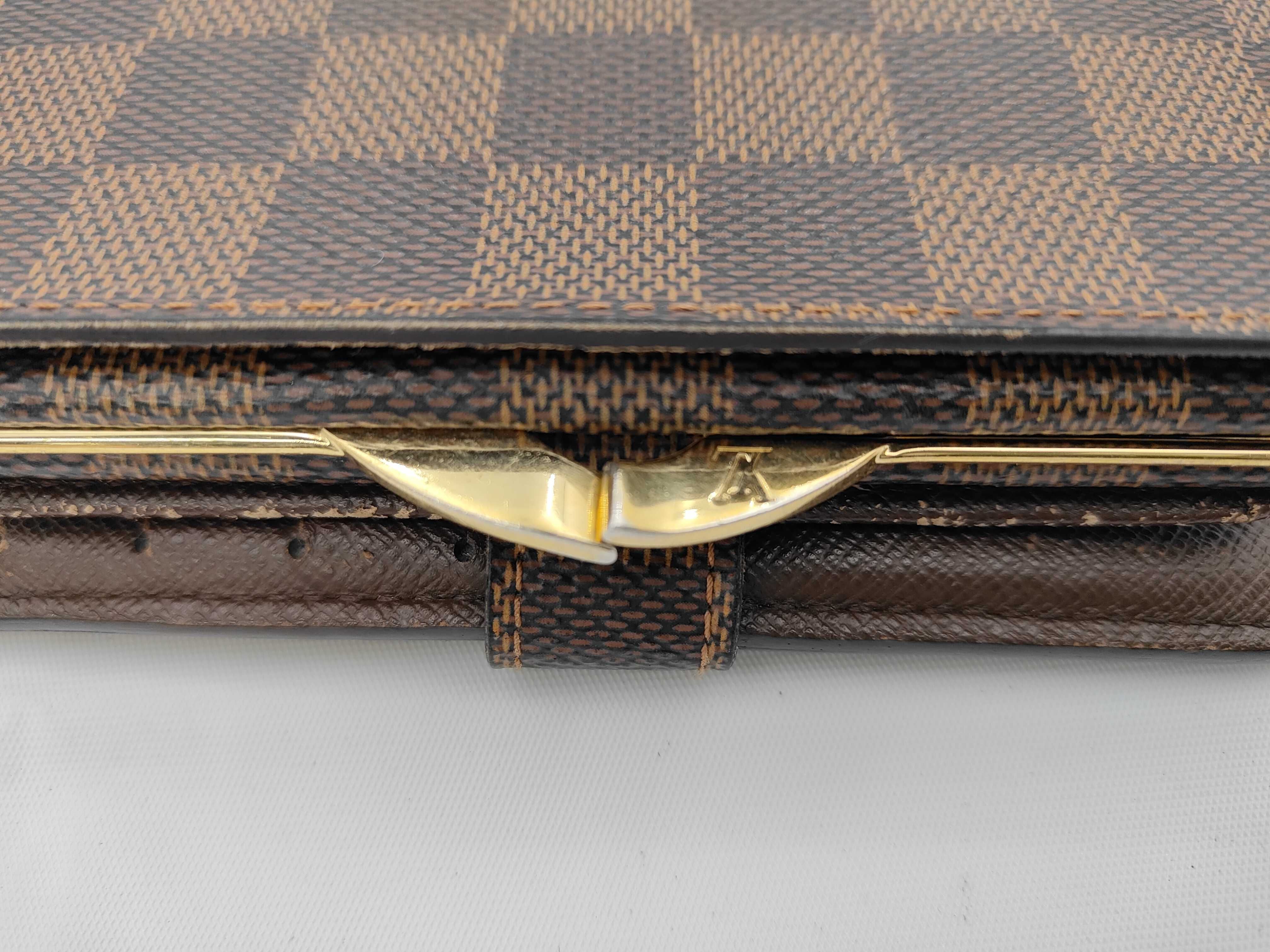 wallet — view 8
