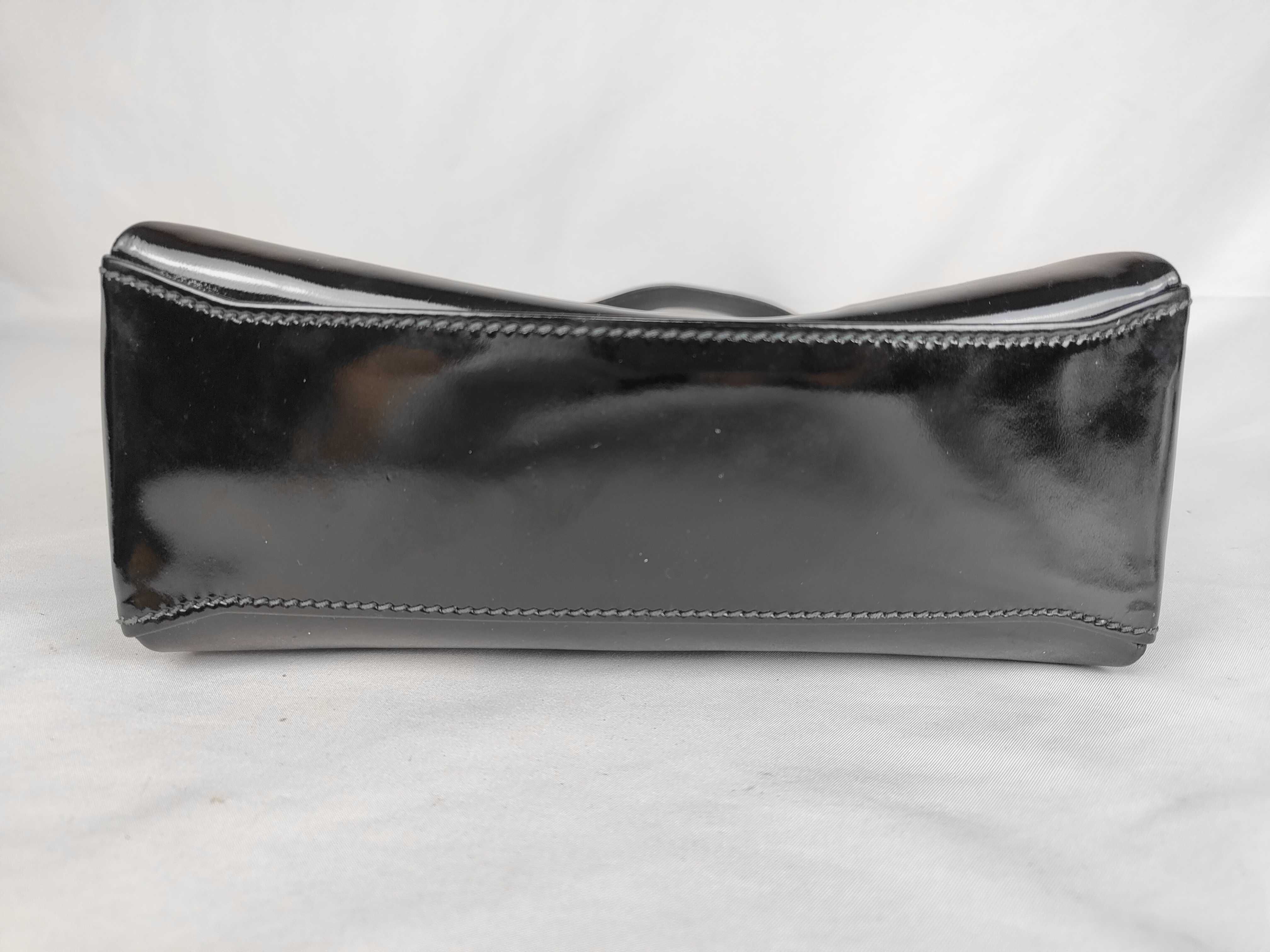 Old Enamel One-Handle Handbag — view 7